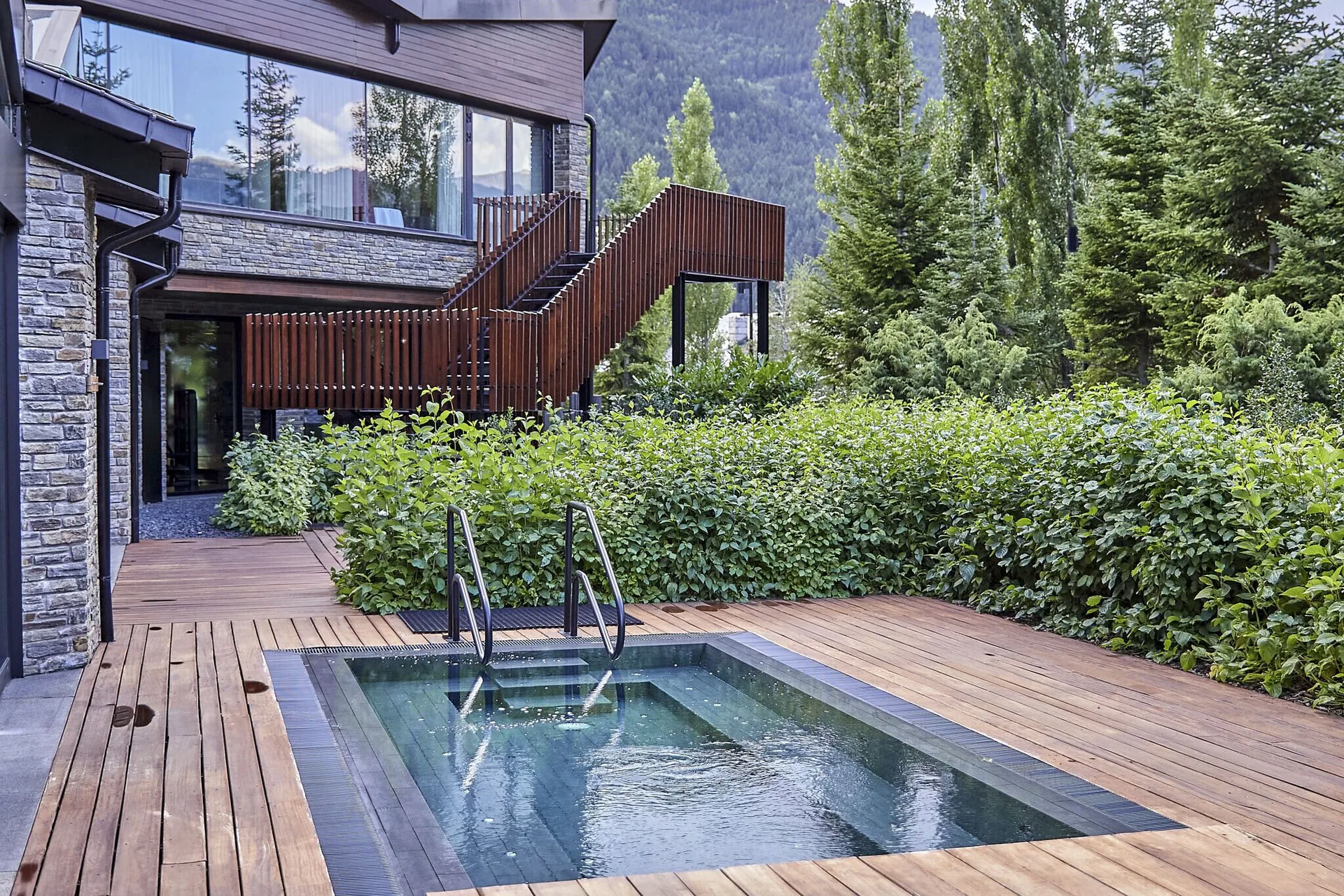 Lodge Park Hotel — pool