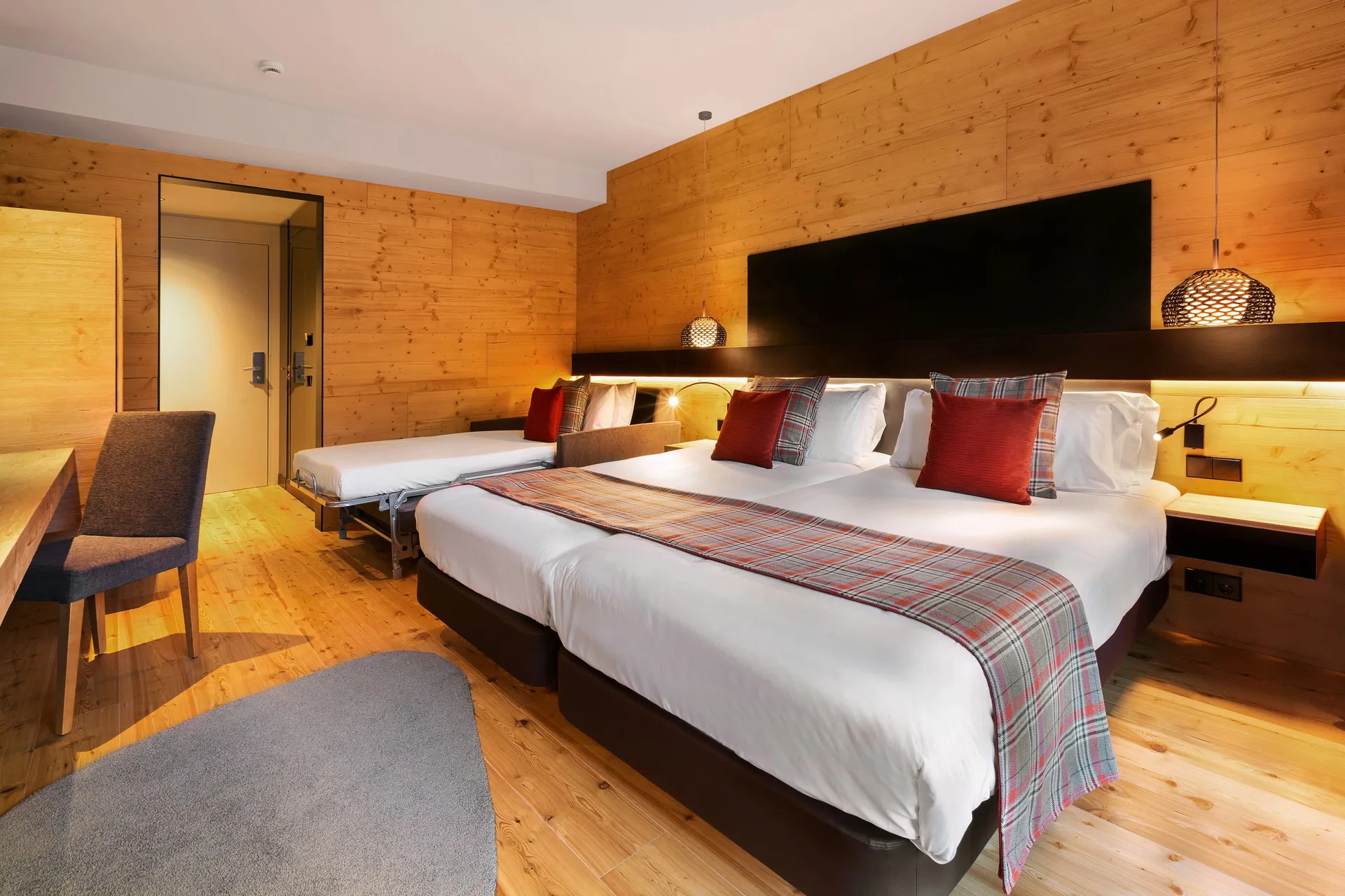 Lodge Park Hotel — room