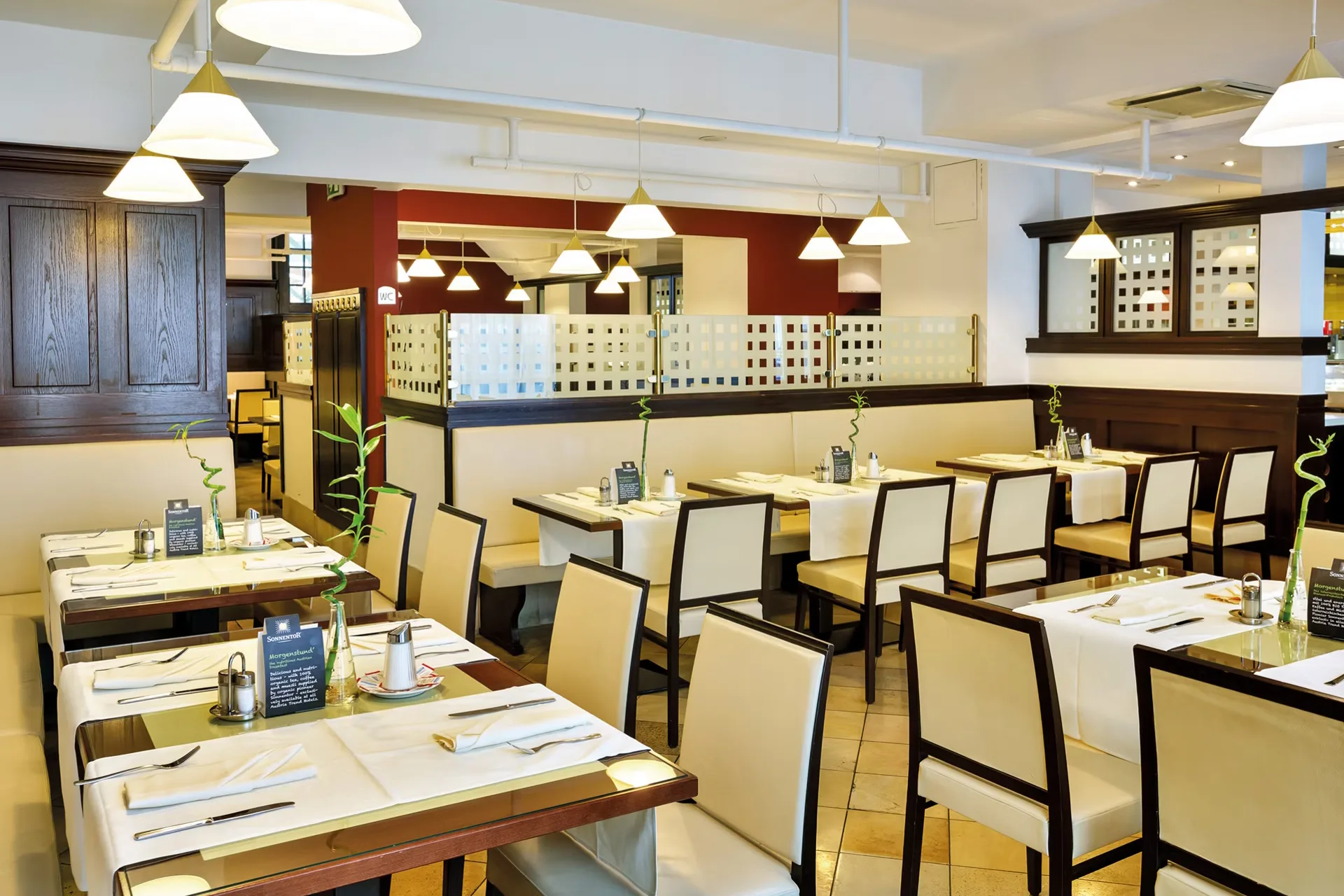 Austria Trend Hotel Ananas