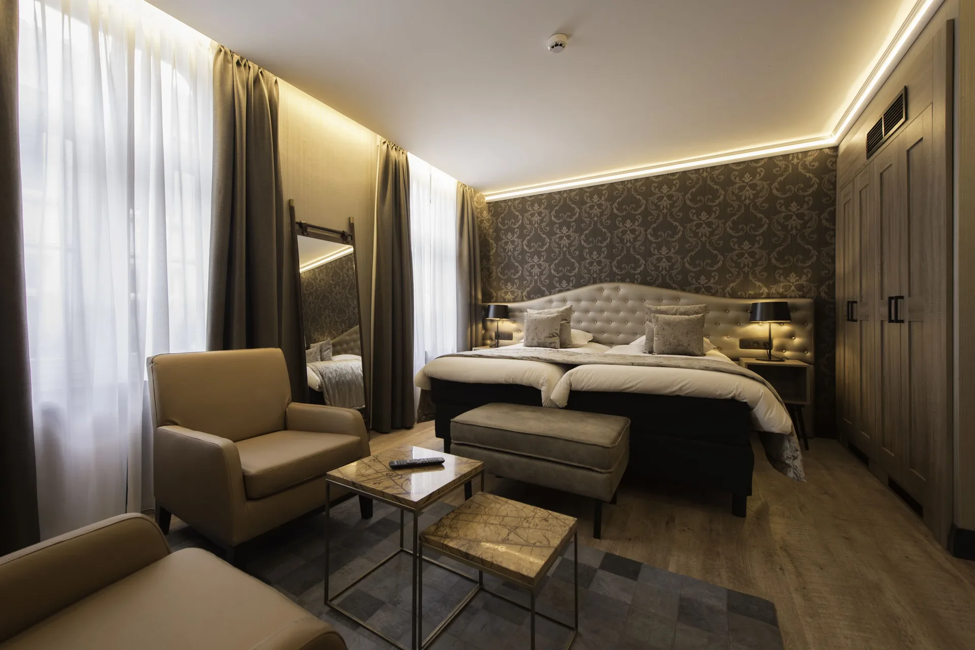 Hotel Acacia — room