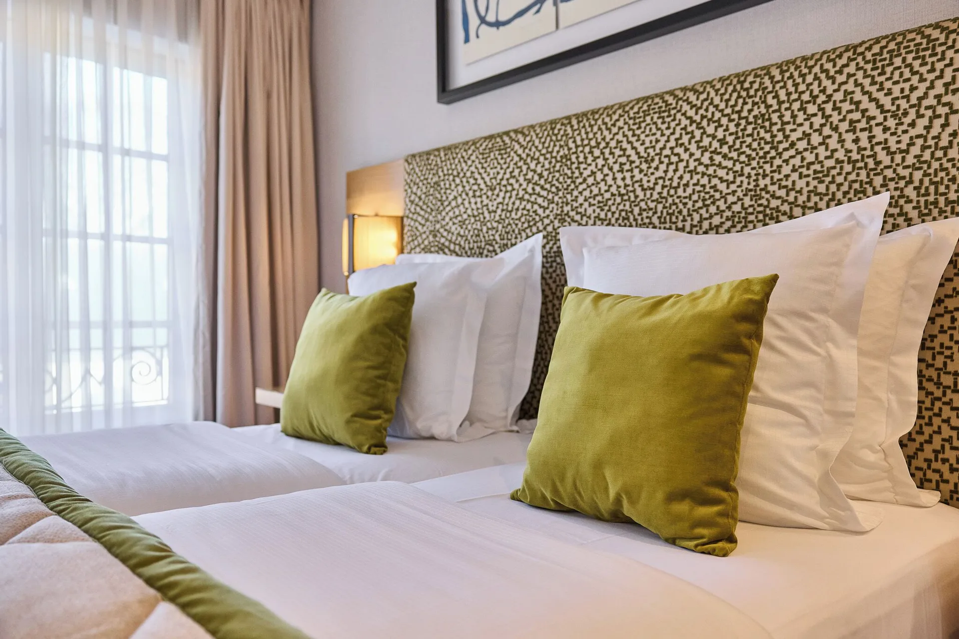Hotel Aragon — room