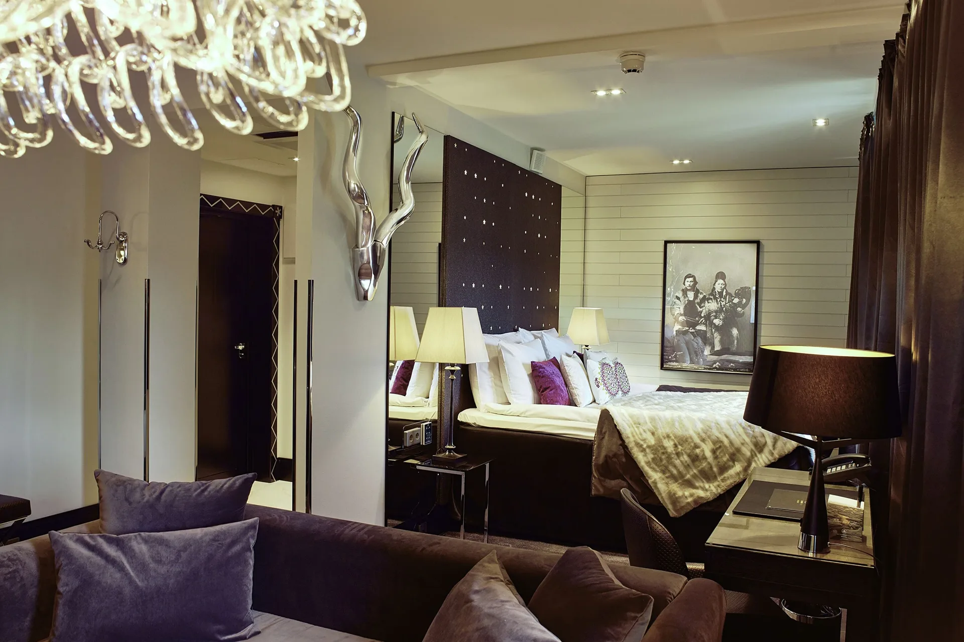 Arctic Light Hotel — room