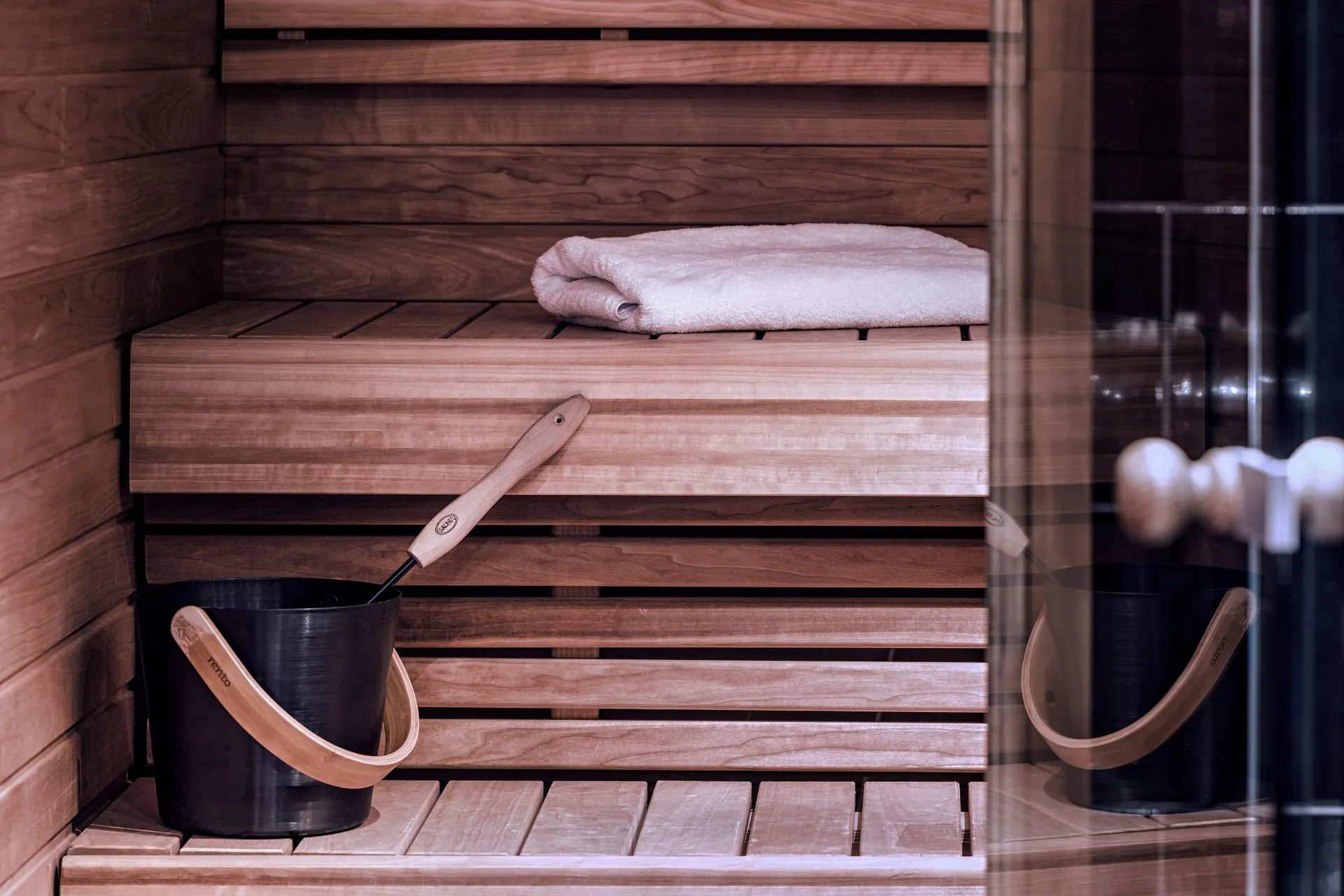 Arctic Light Hotel — room