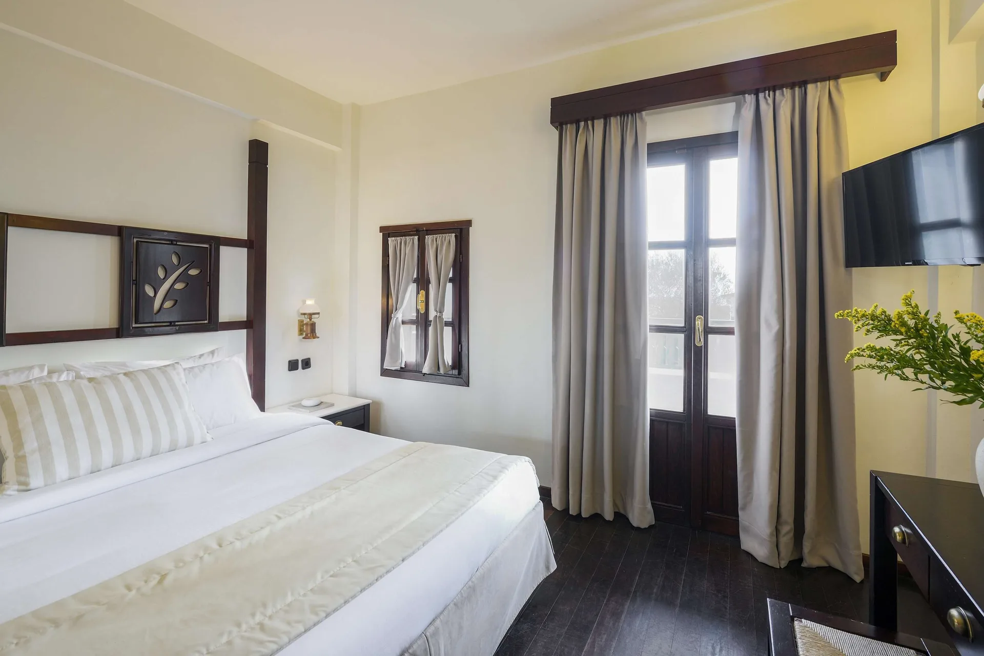 Simantro Resort — room