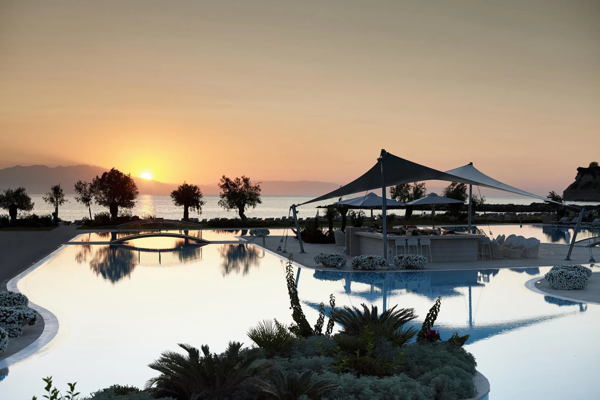 Sani Dunes — pool