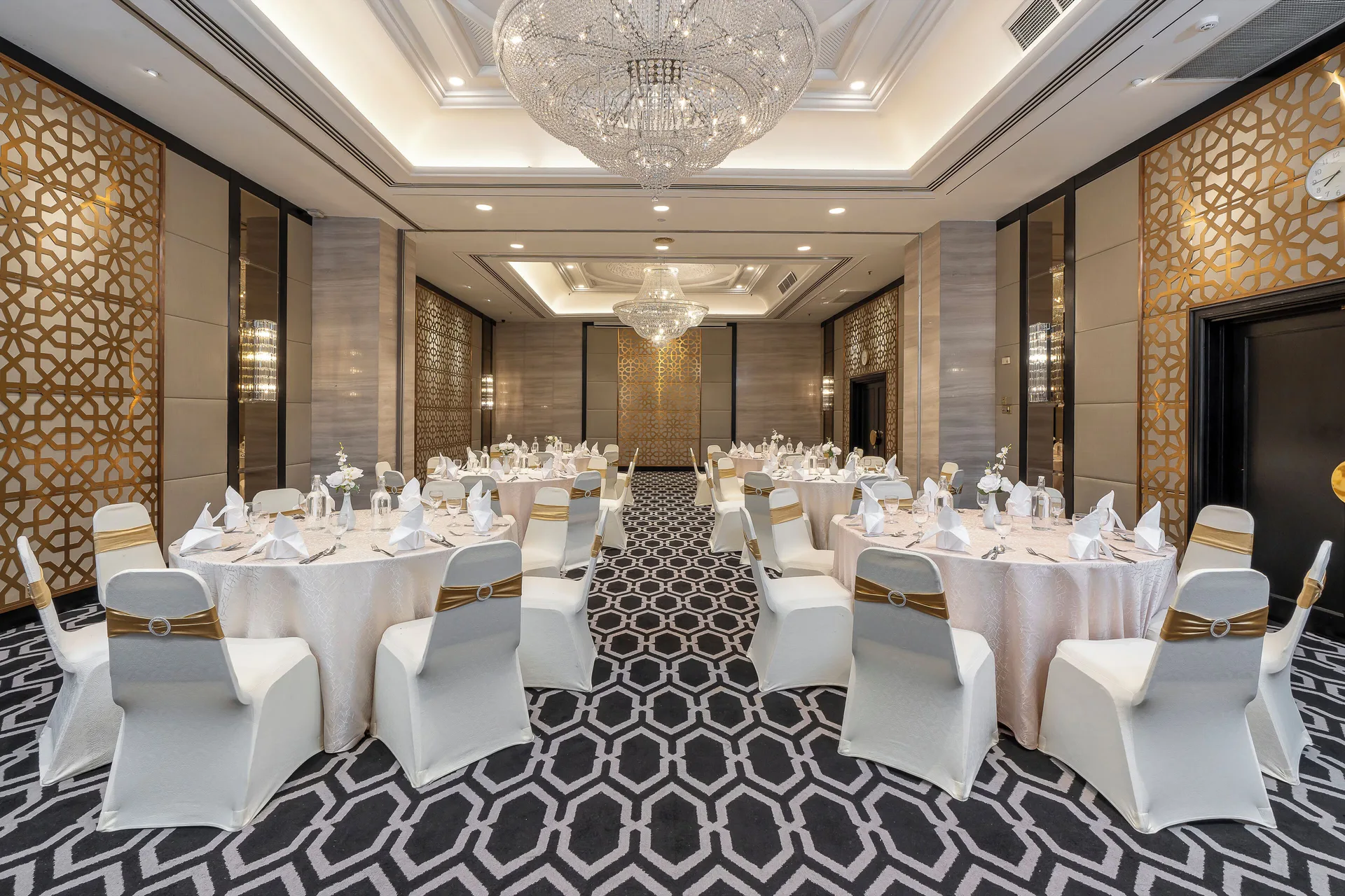 Melia Kuala Lumpur — restaurant