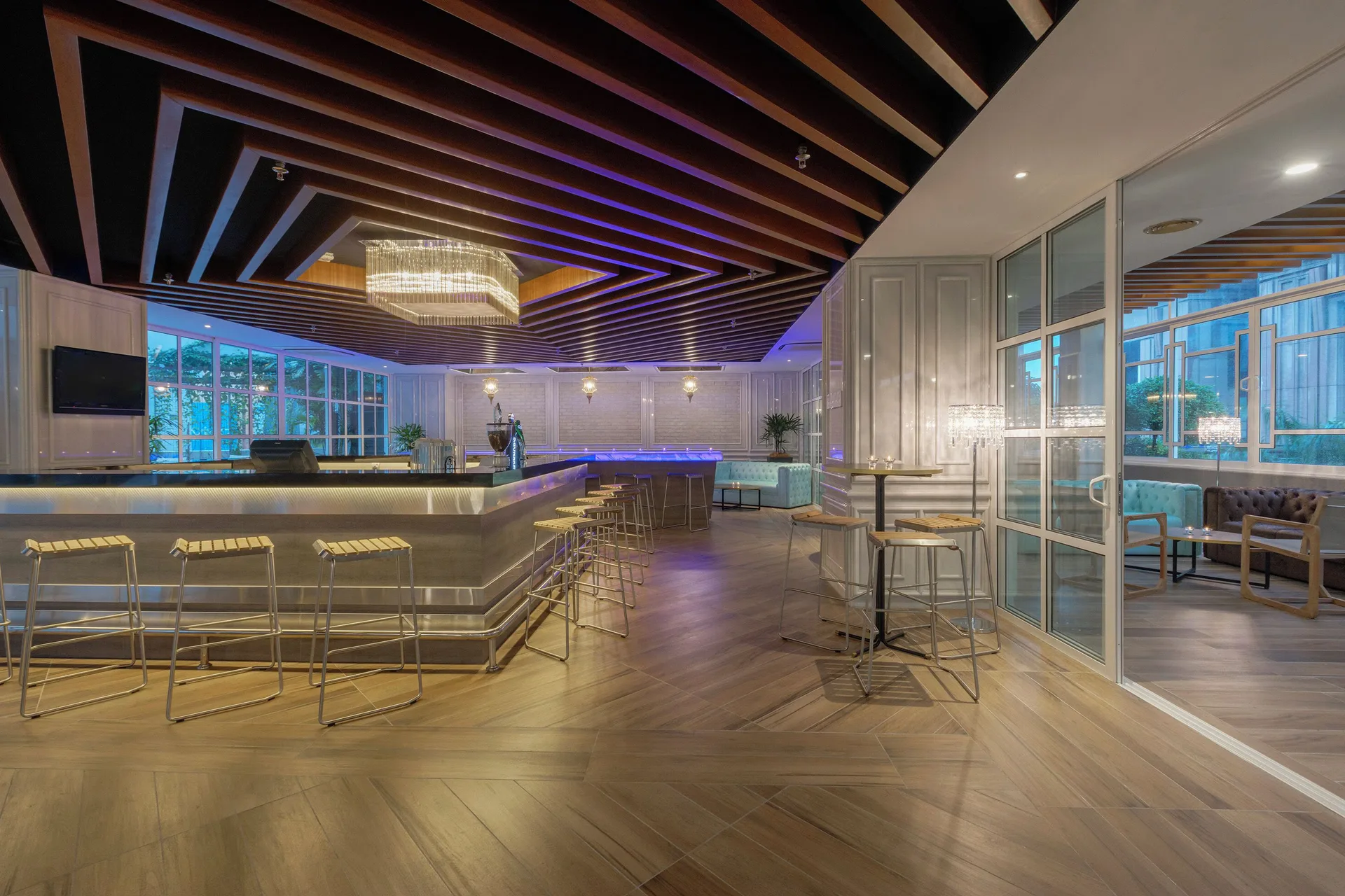 Melia Kuala Lumpur — restaurant