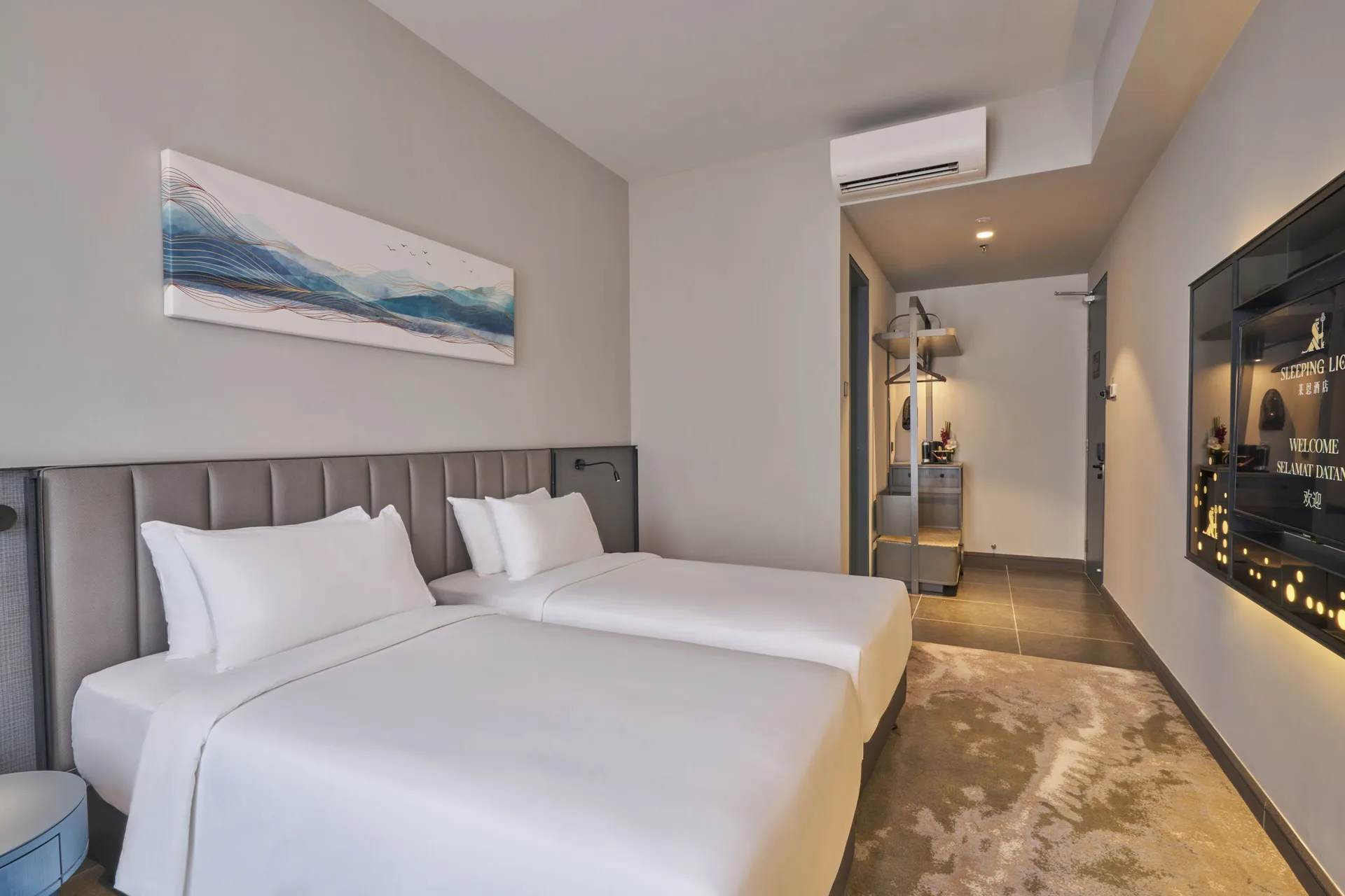 Sleeping Lion Suites — room
