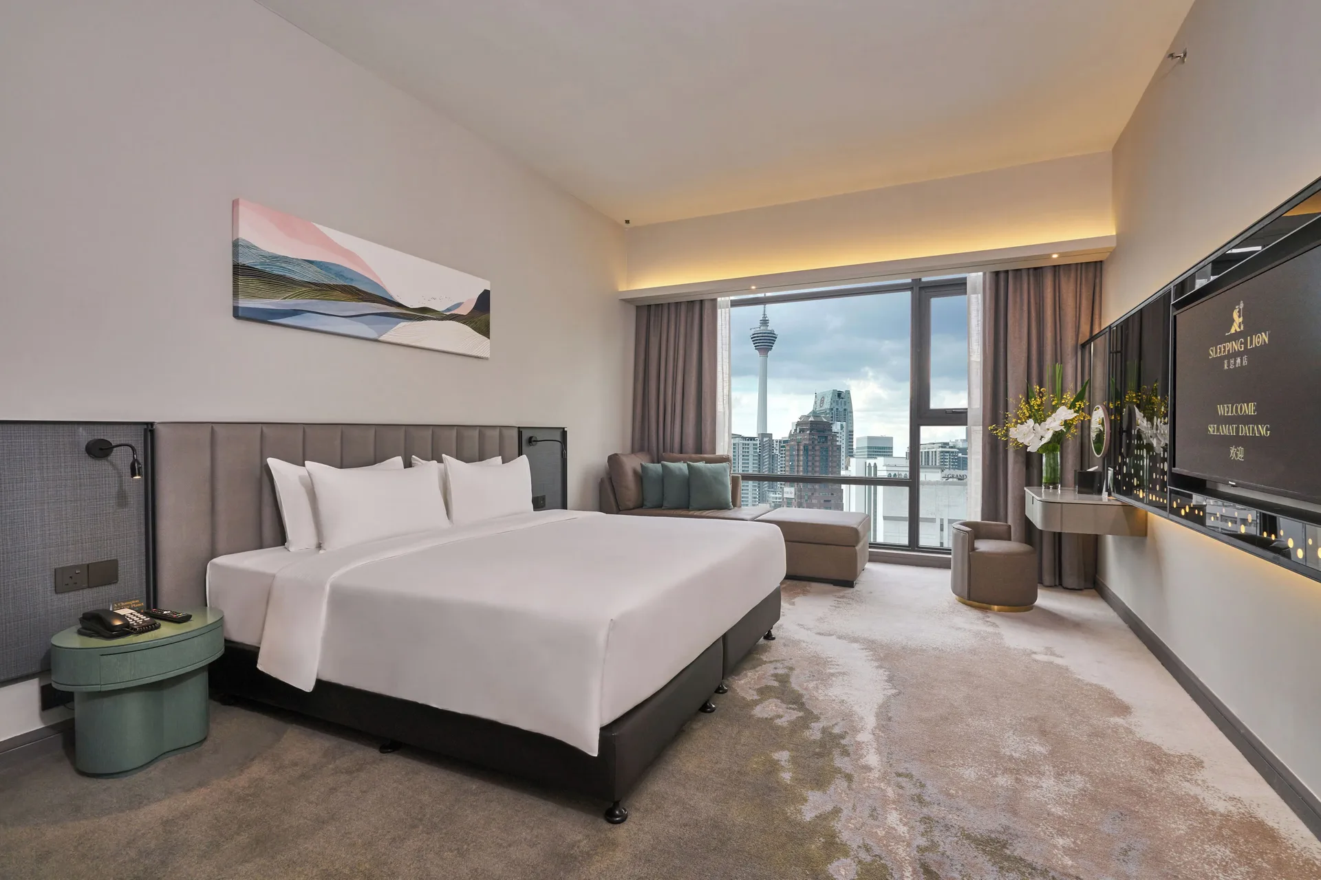 Sleeping Lion Suites — room