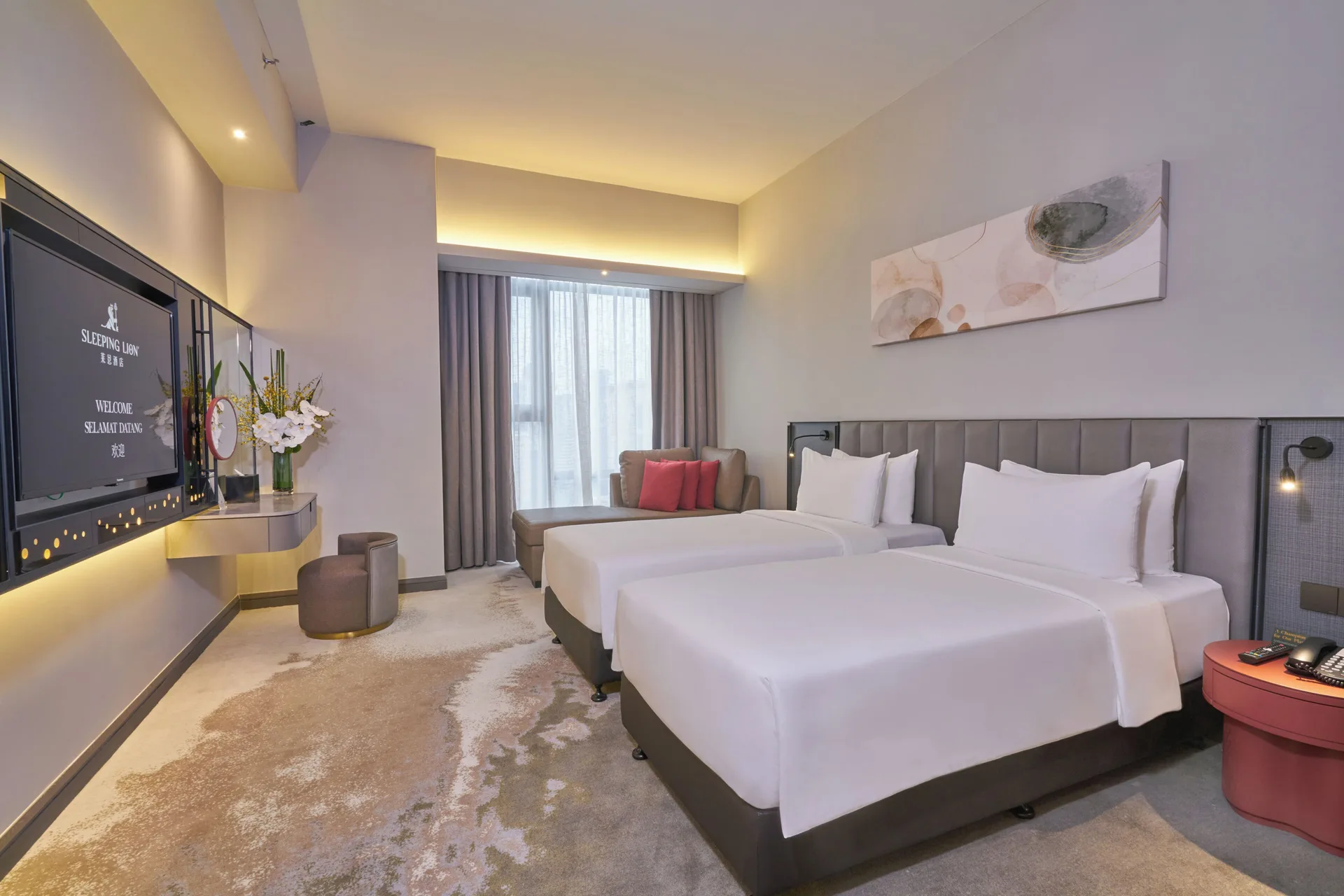 Sleeping Lion Suites — room