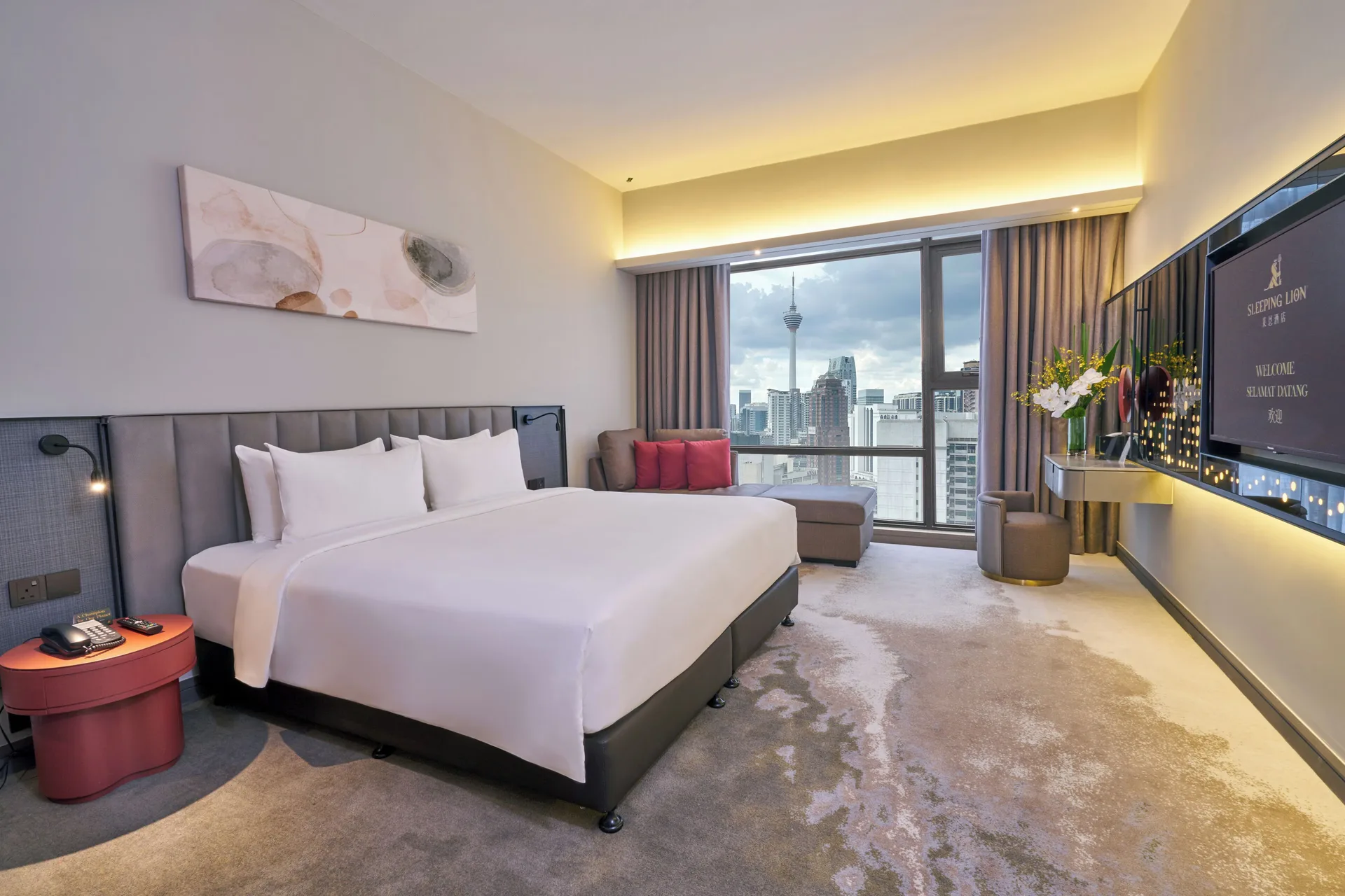 Sleeping Lion Suites — room