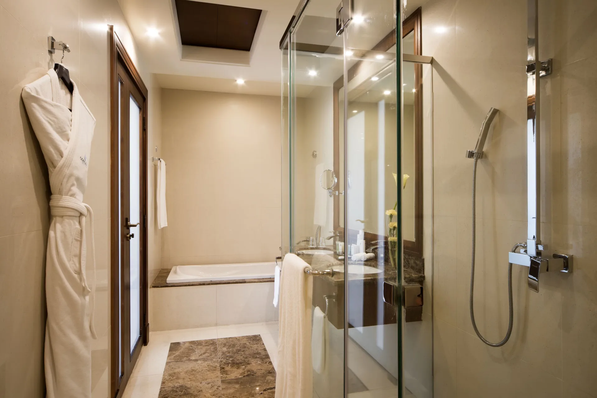 Concorde Hotel Doha — room