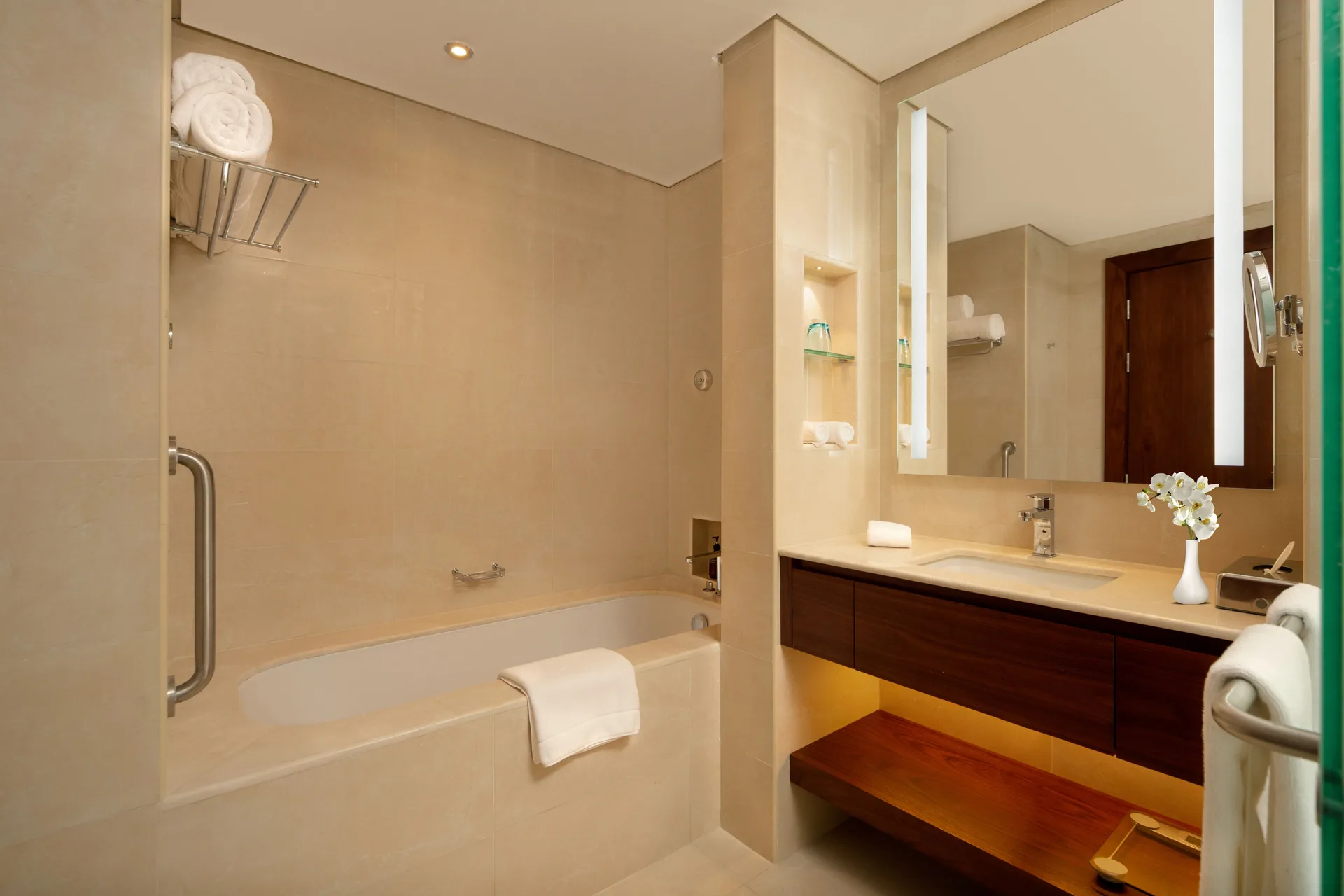 dusitD2 Salwa Doha — room