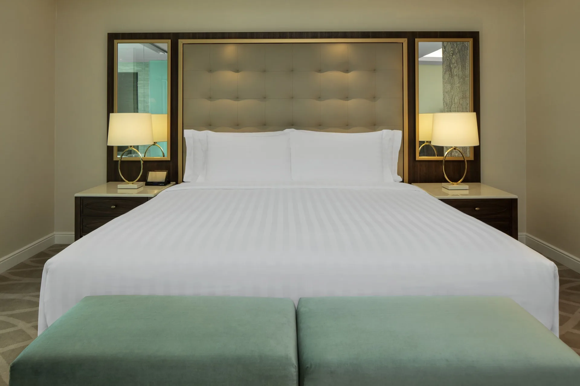 Dusit Doha Hotel — room