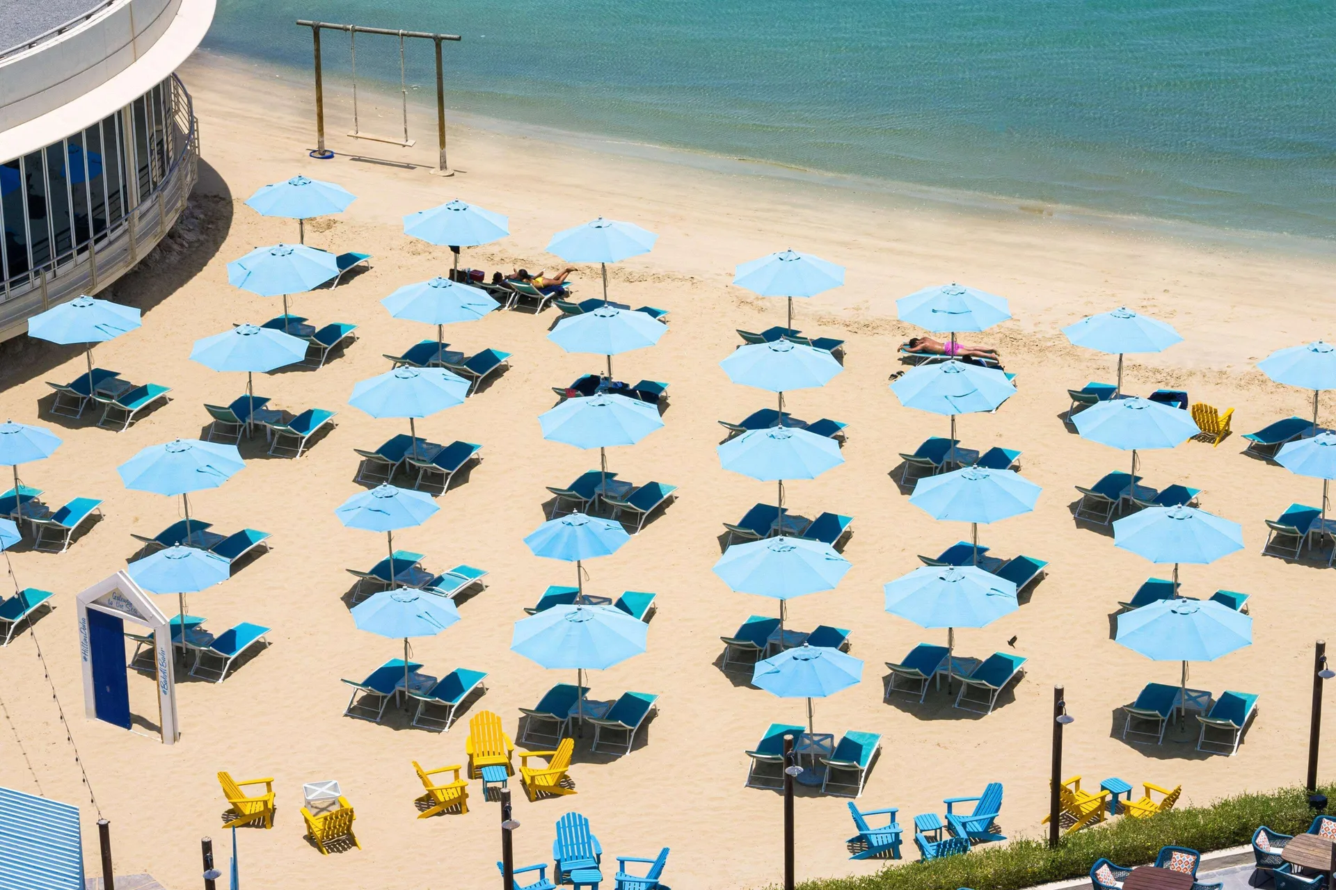 Hilton Doha — beach