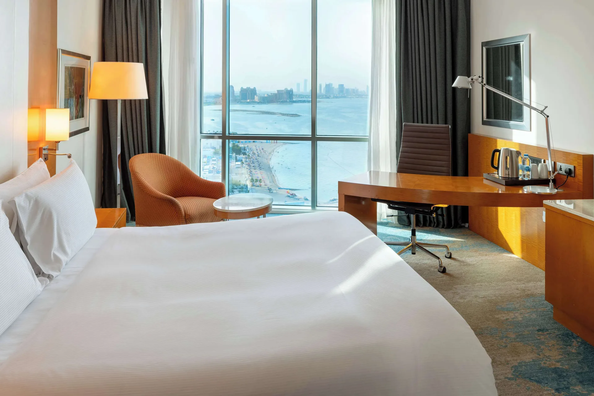 Hilton Doha — room