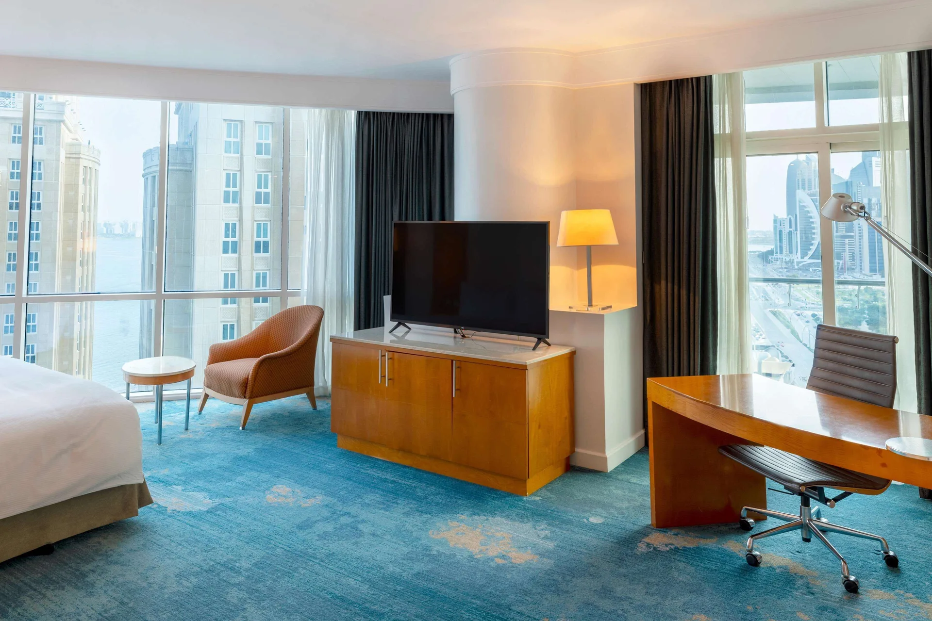 Hilton Doha — room