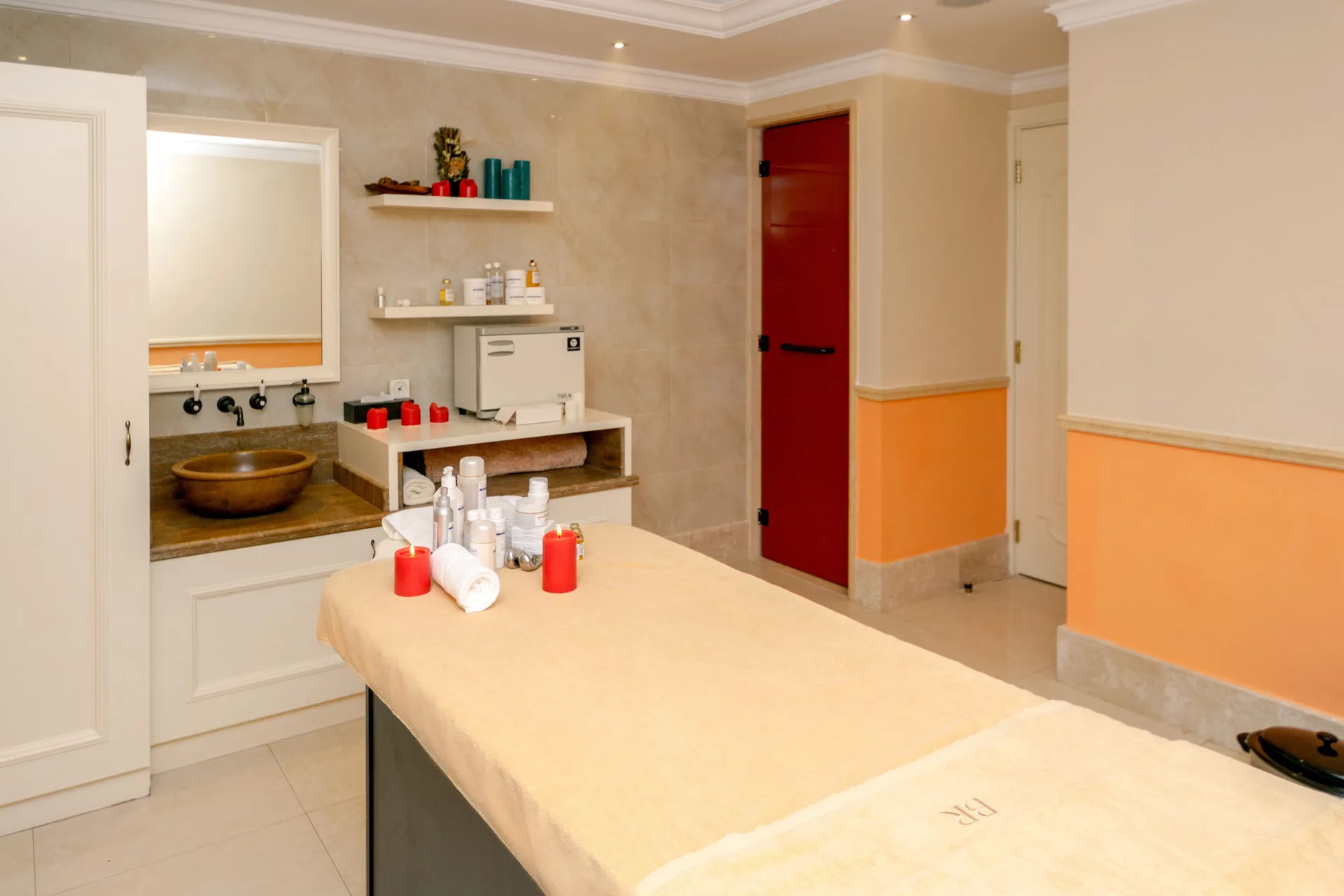 Warwick Doha — spa
