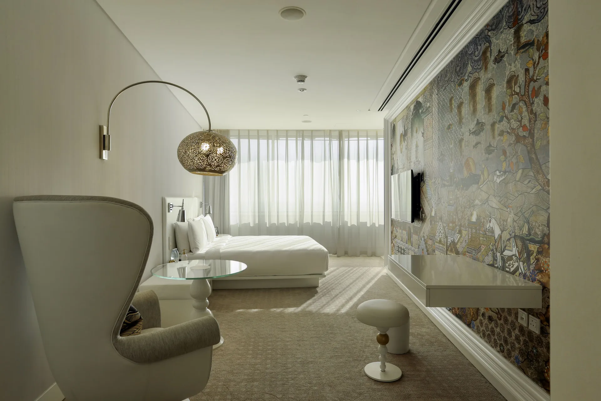 Mondrian Doha — room