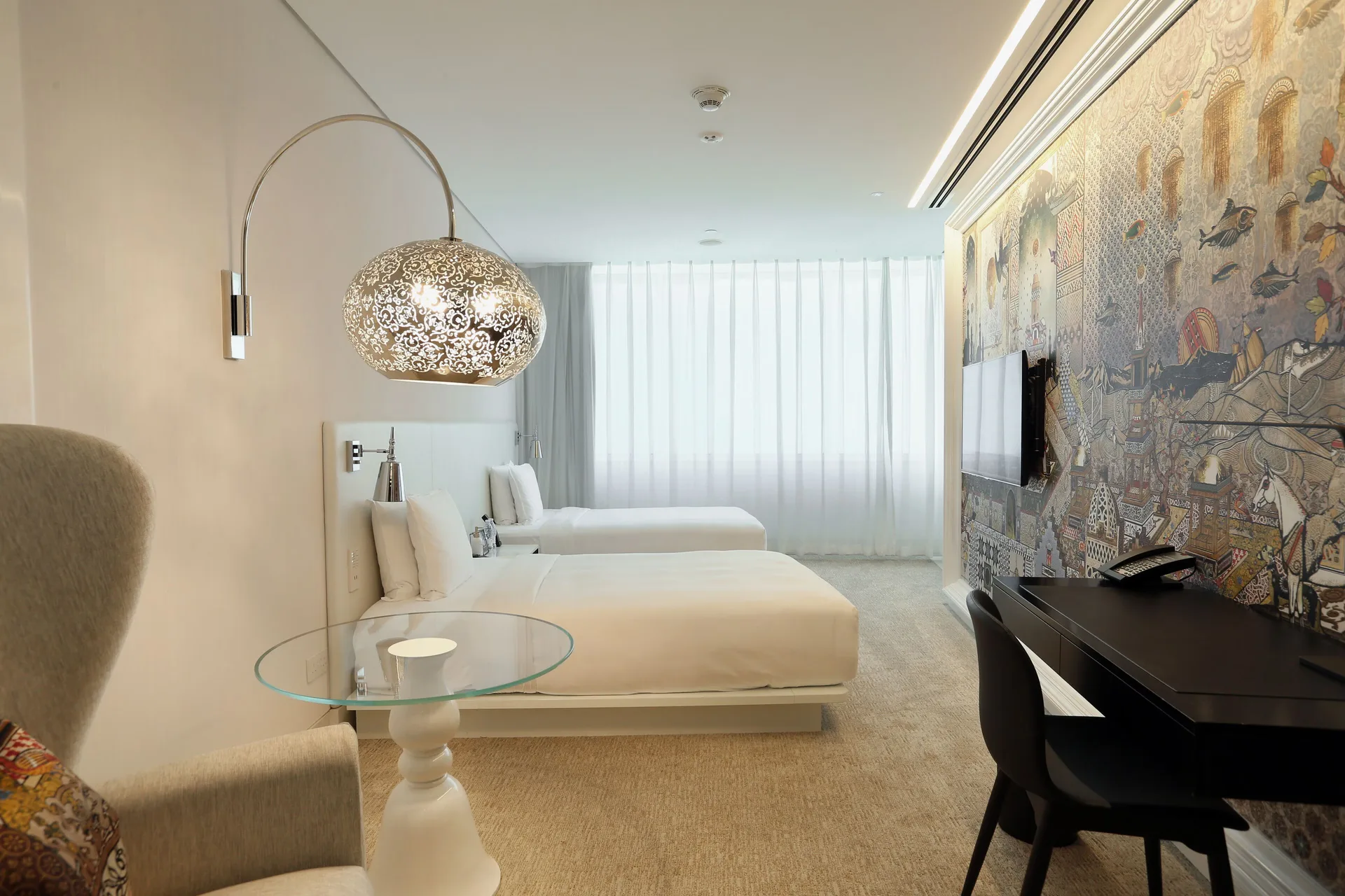 Mondrian Doha — room