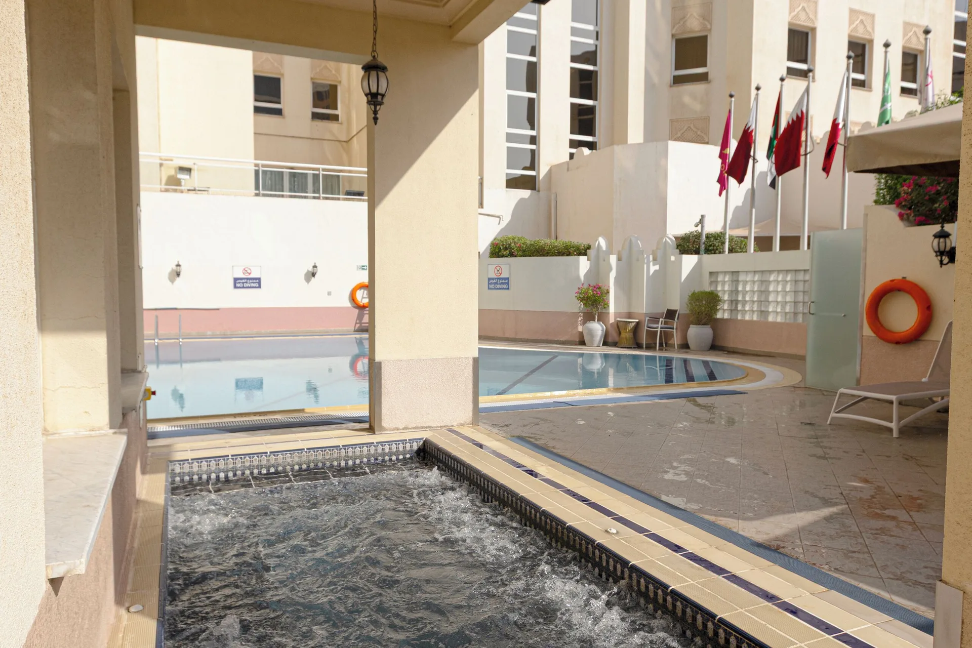 Mövenpick Hotel Doha — pool