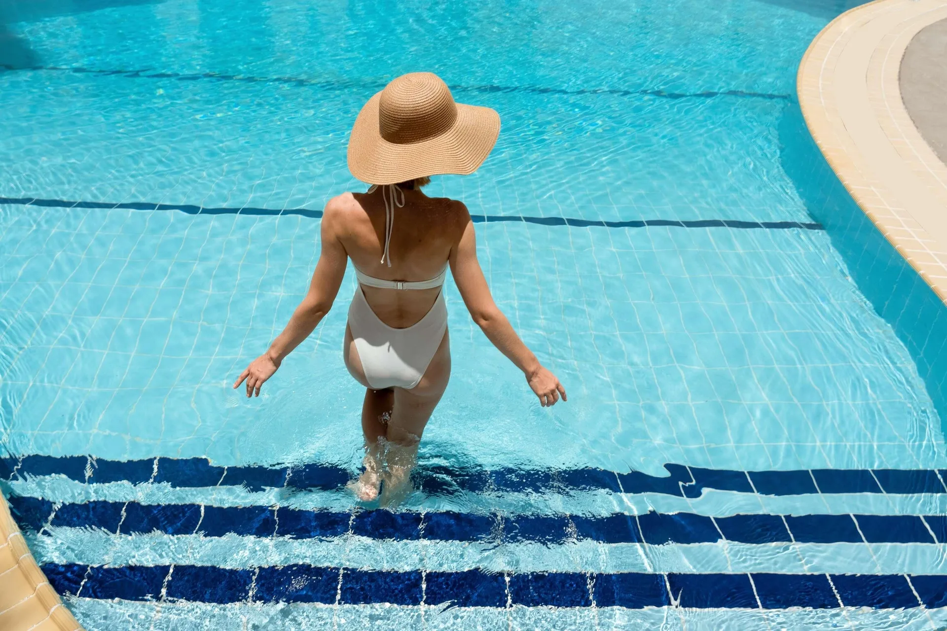 Mövenpick Hotel Doha — pool