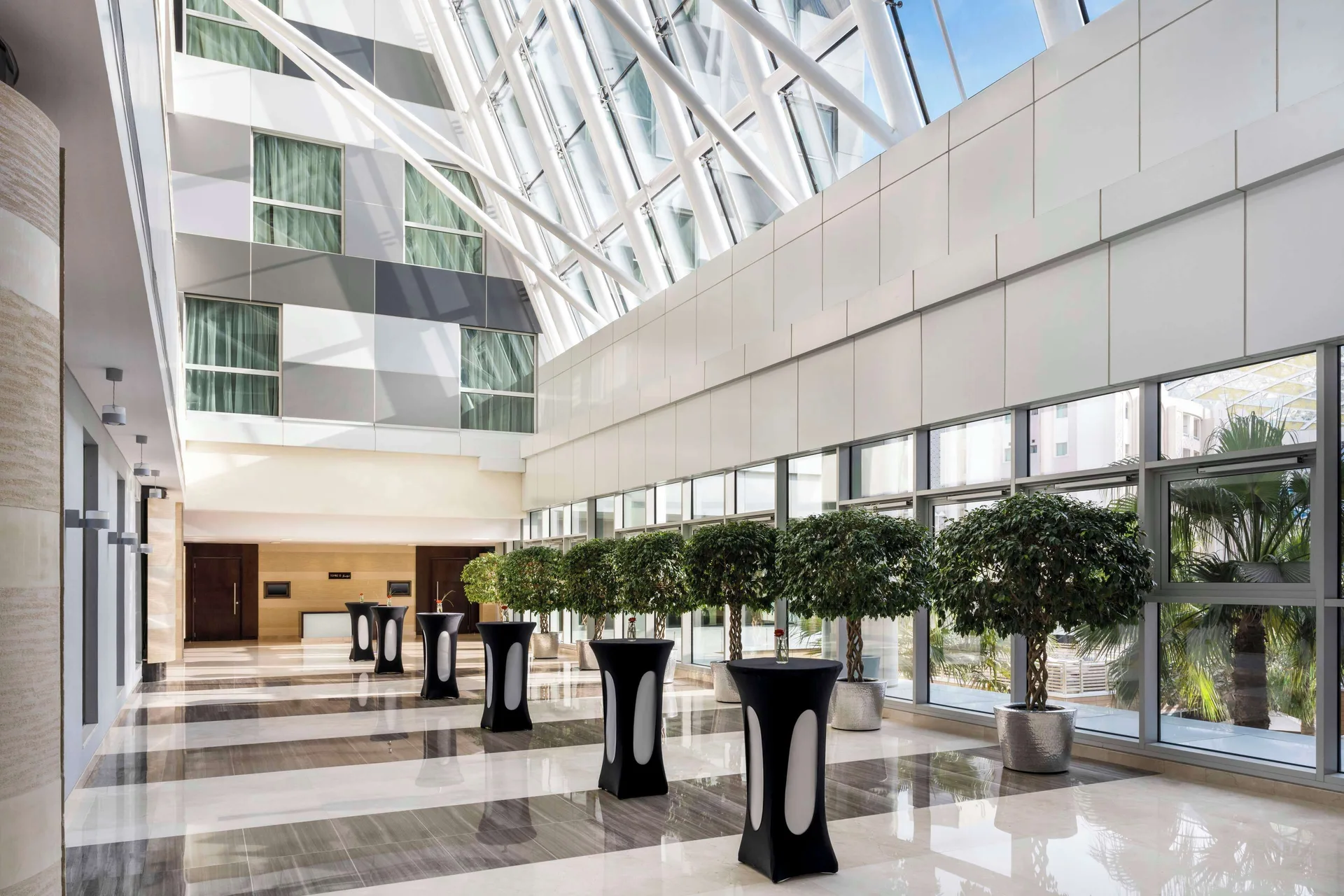 Hyatt Regency Oryx Doha — exterior