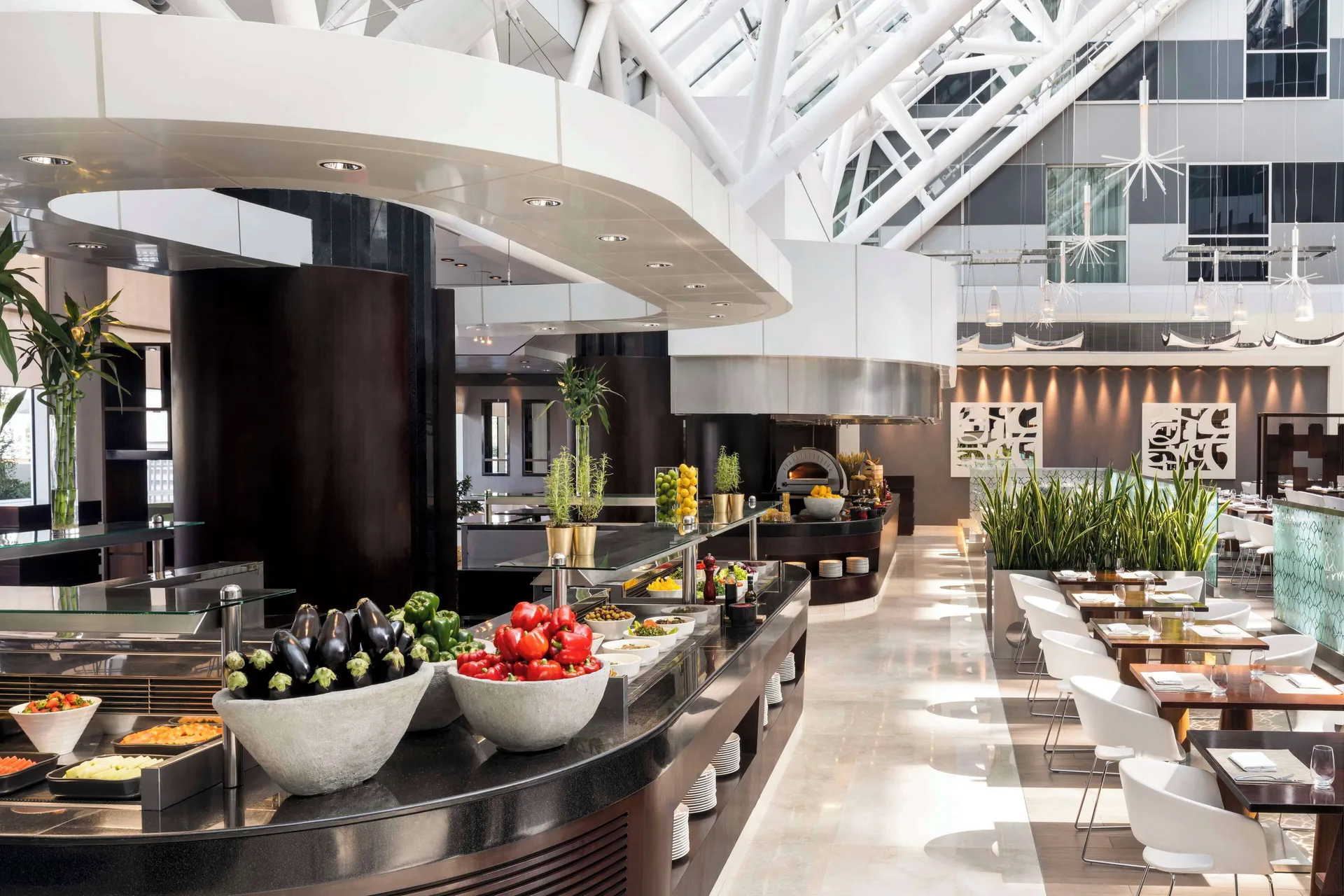 Hyatt Regency Oryx Doha — restaurant