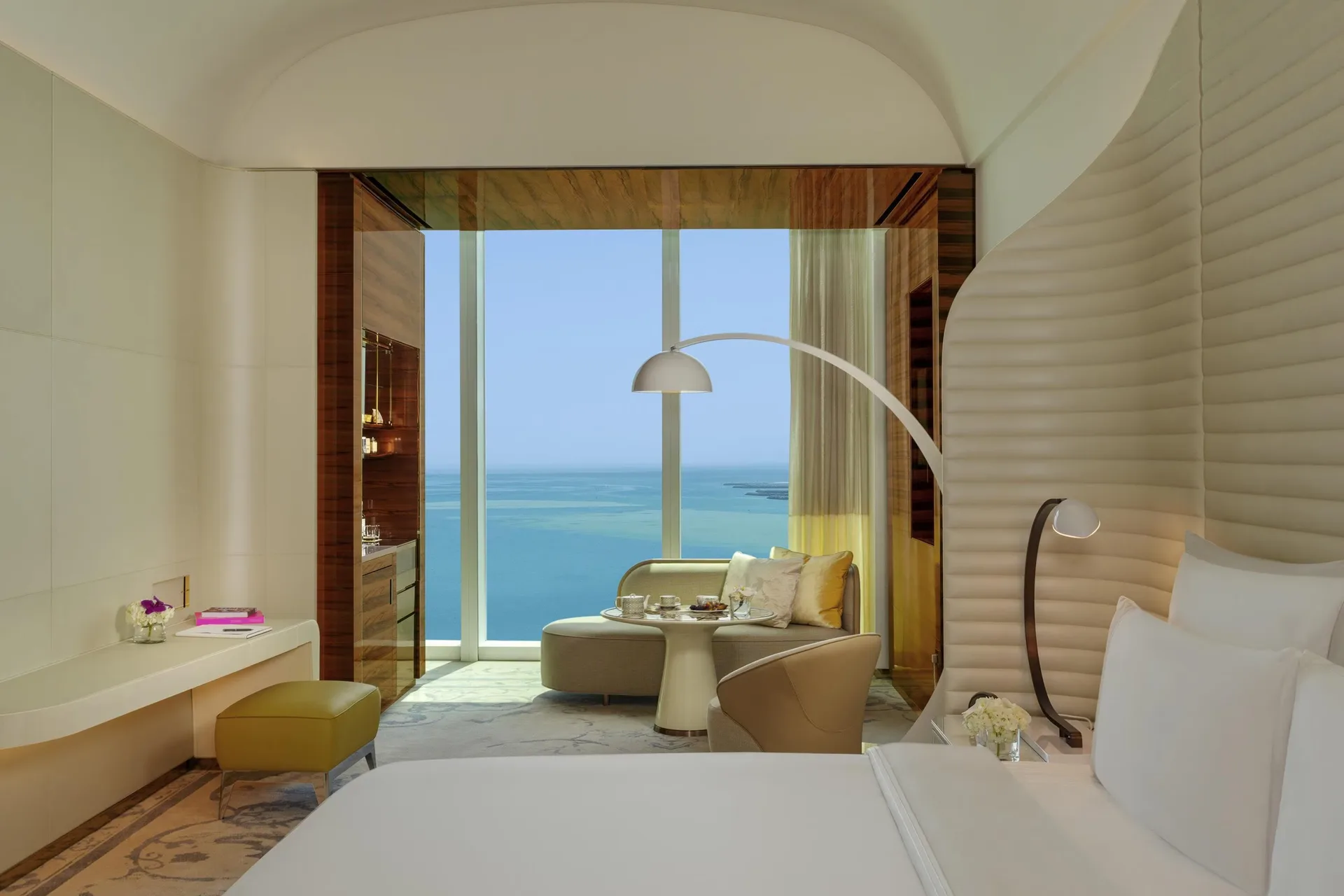 Fairmont Doha — room