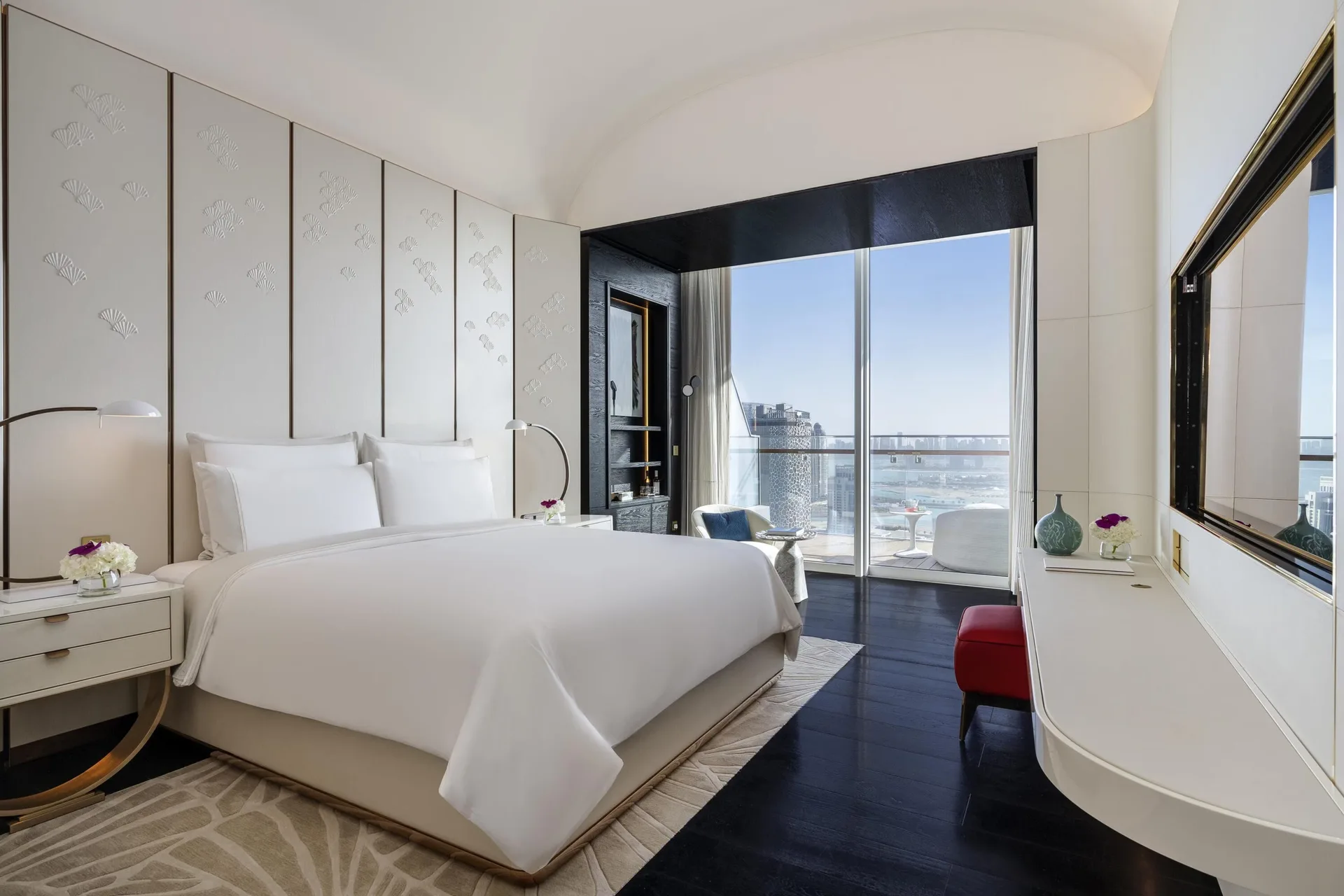 Fairmont Doha — room