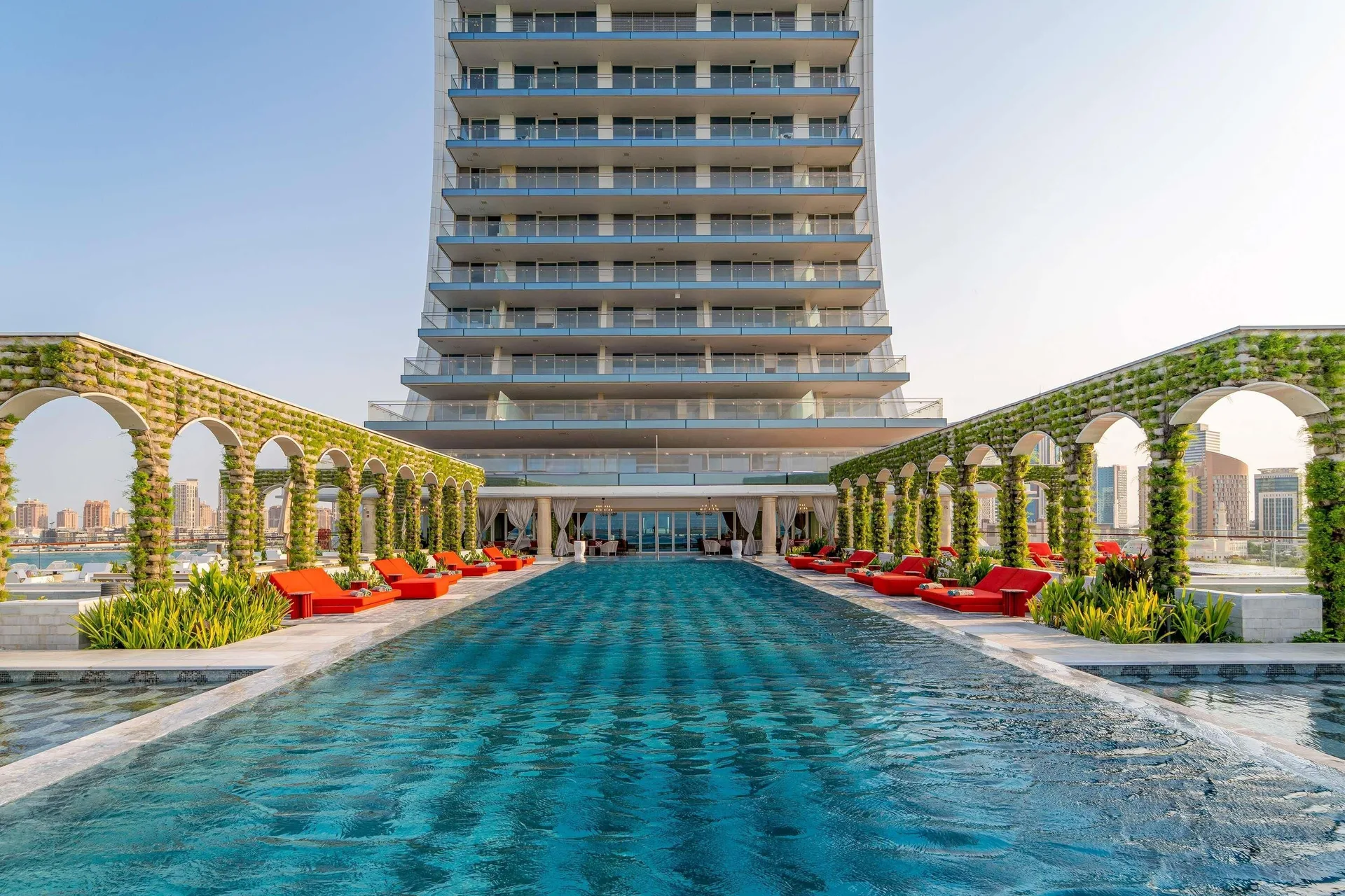 Raffles Doha — pool