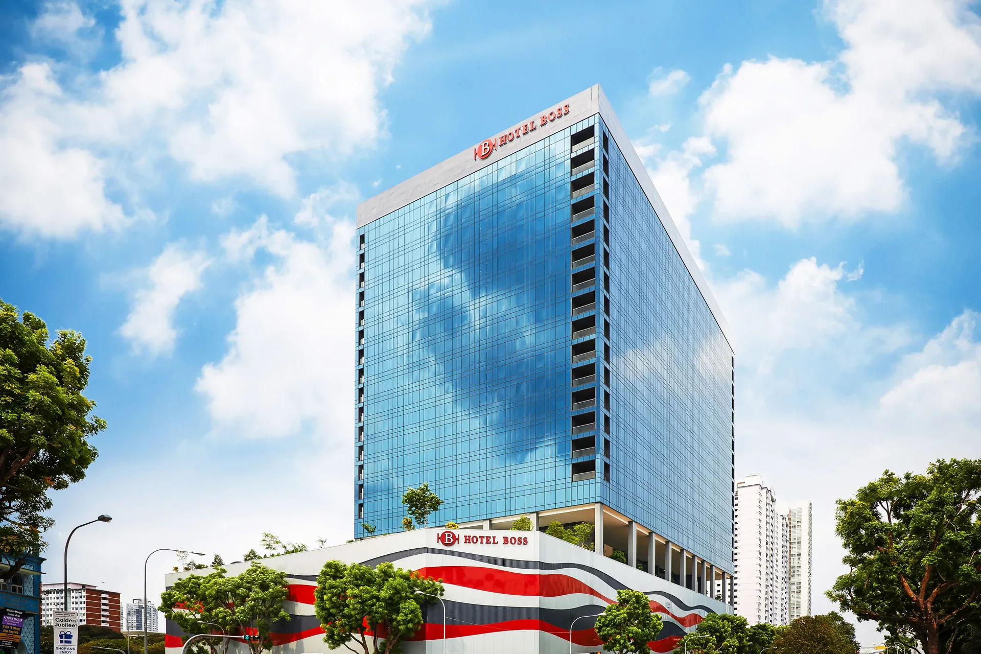 Hotel Boss — exterior