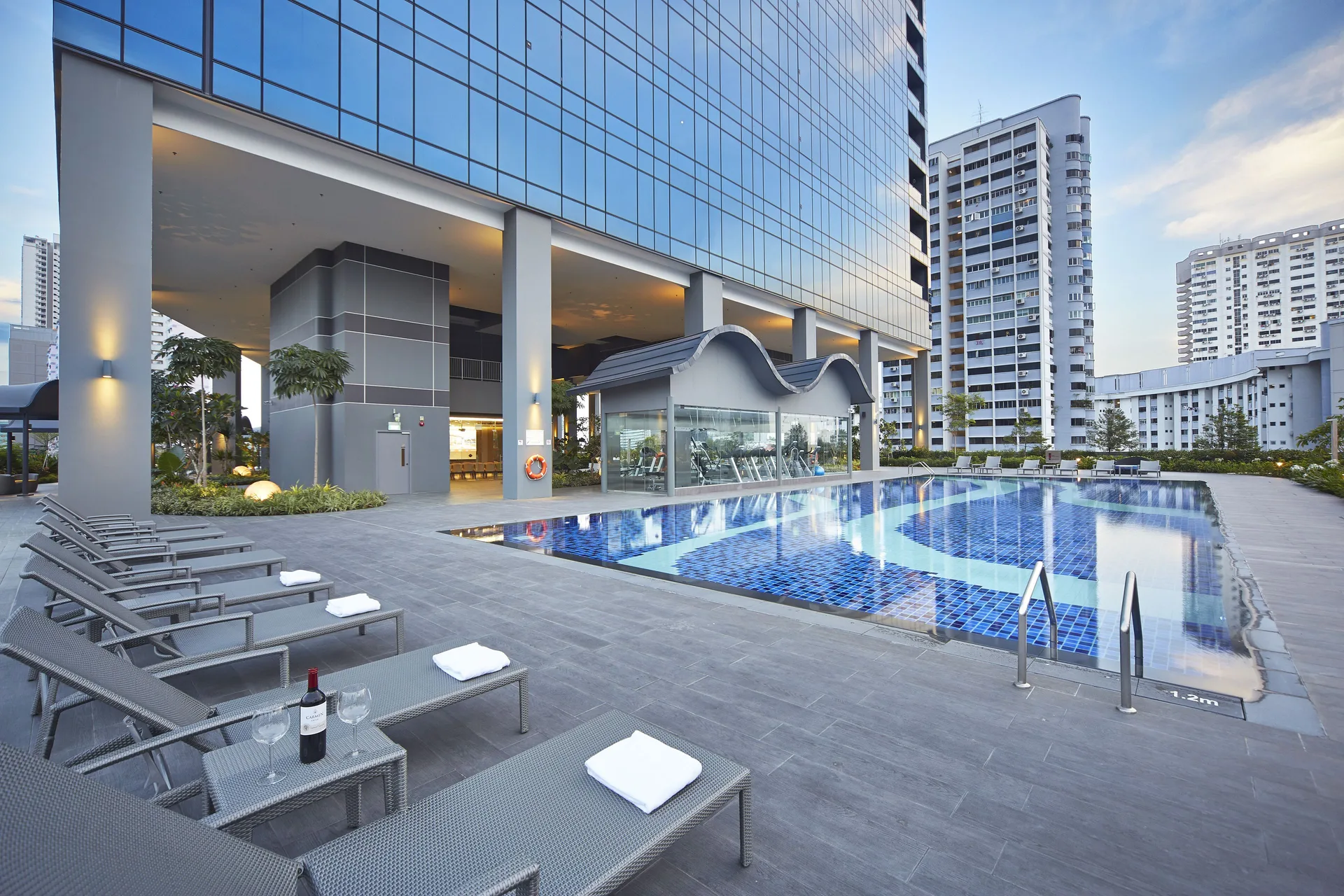 Hotel Boss — pool