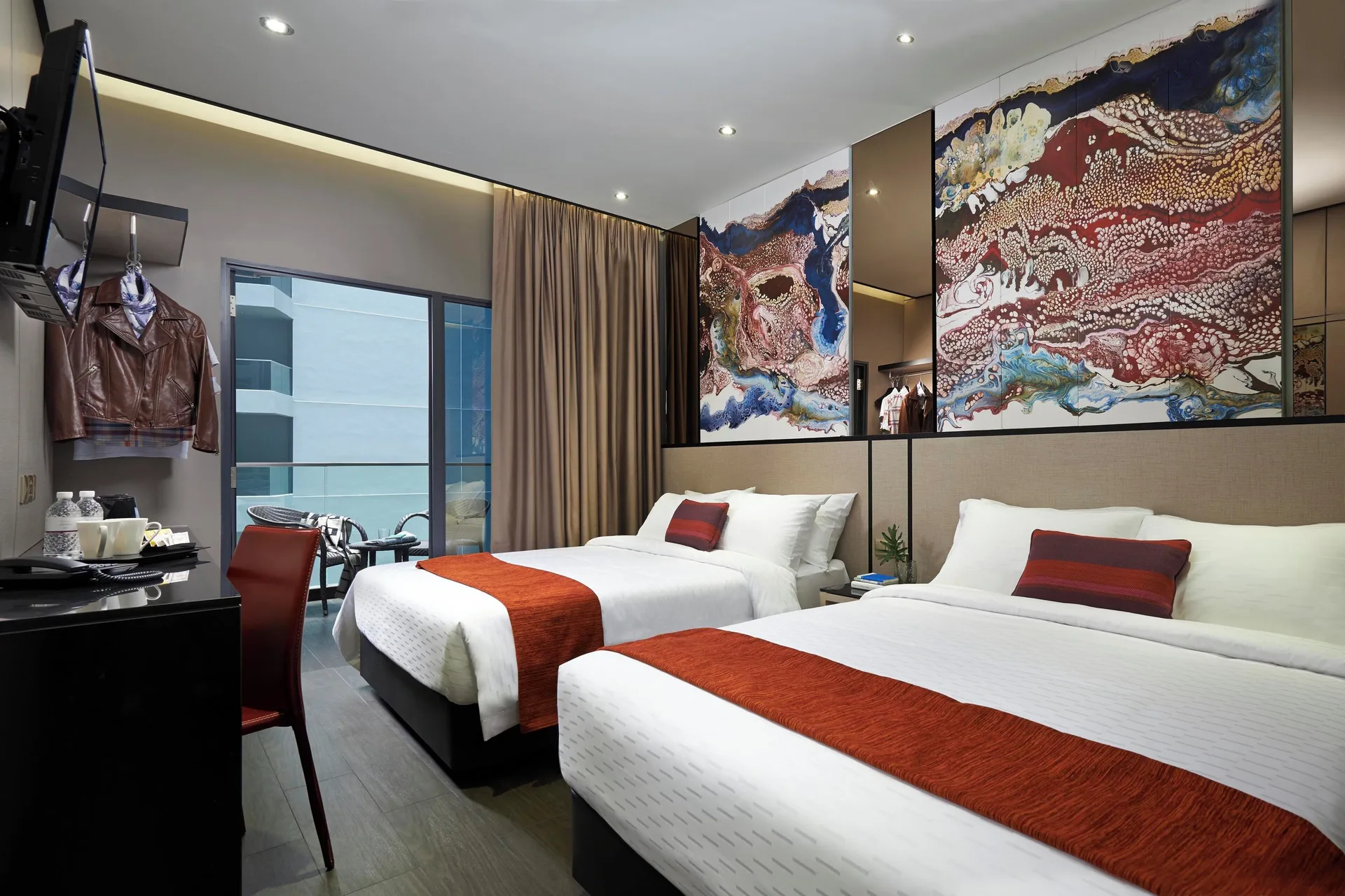 Hotel Boss — room