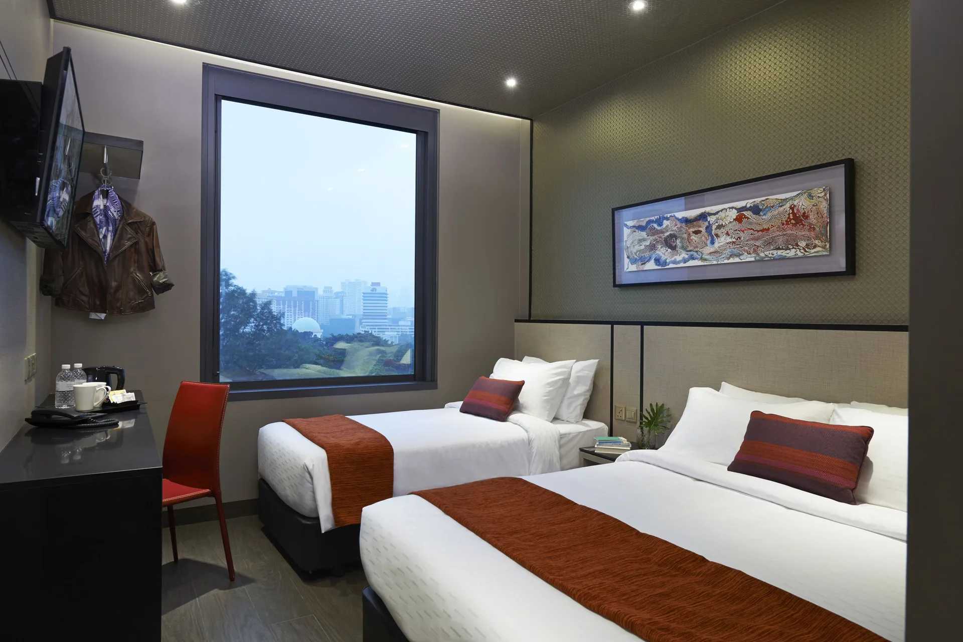 Hotel Boss — room