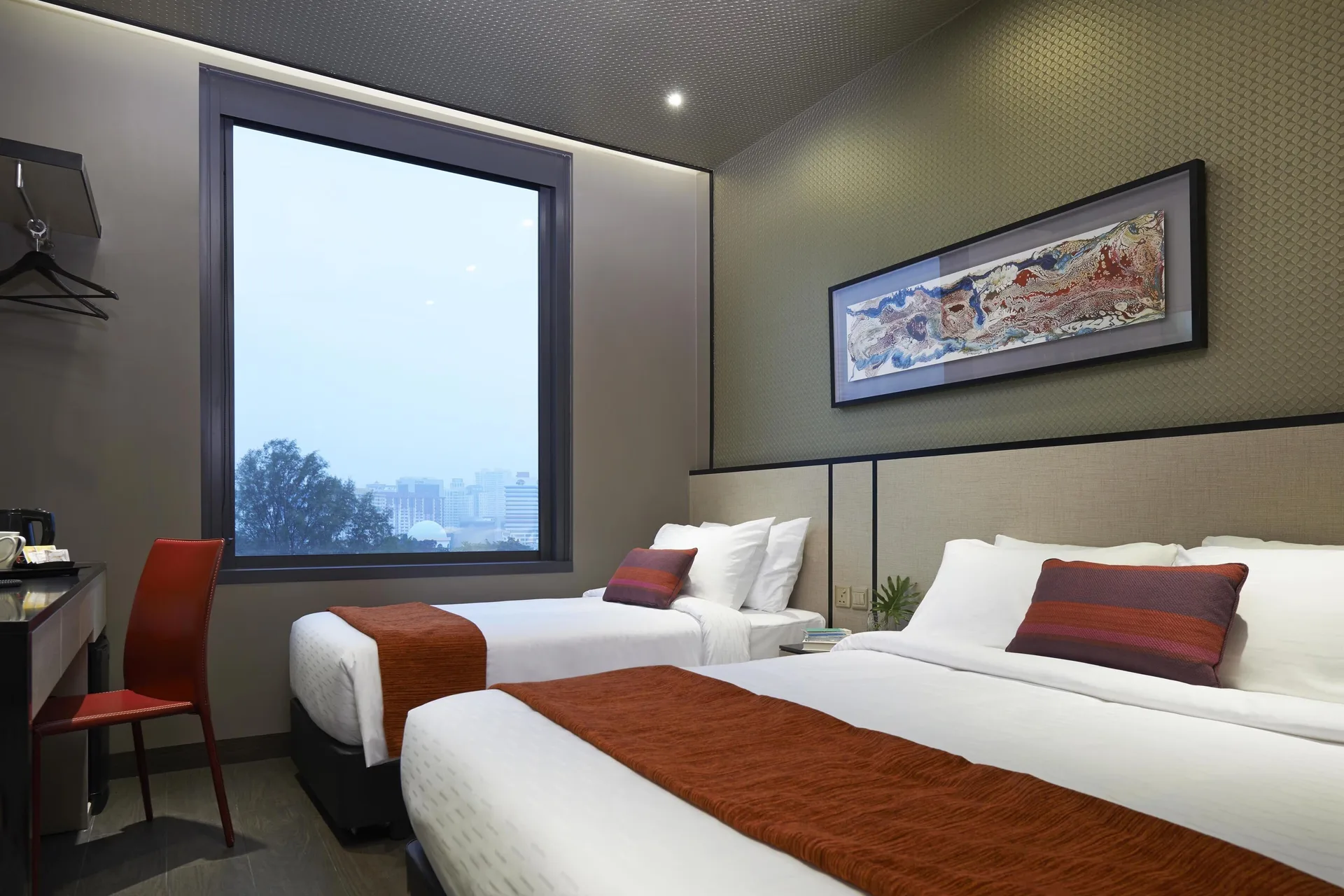 Hotel Boss — room