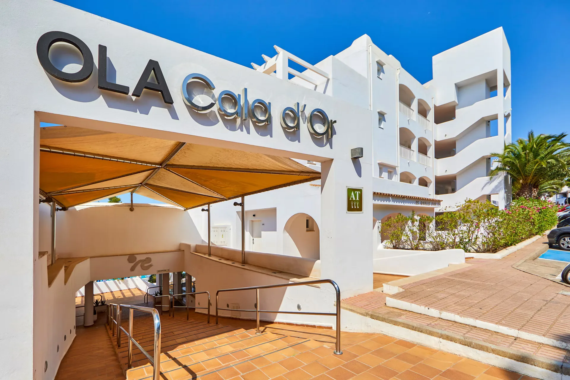 Ola Cala D'Or