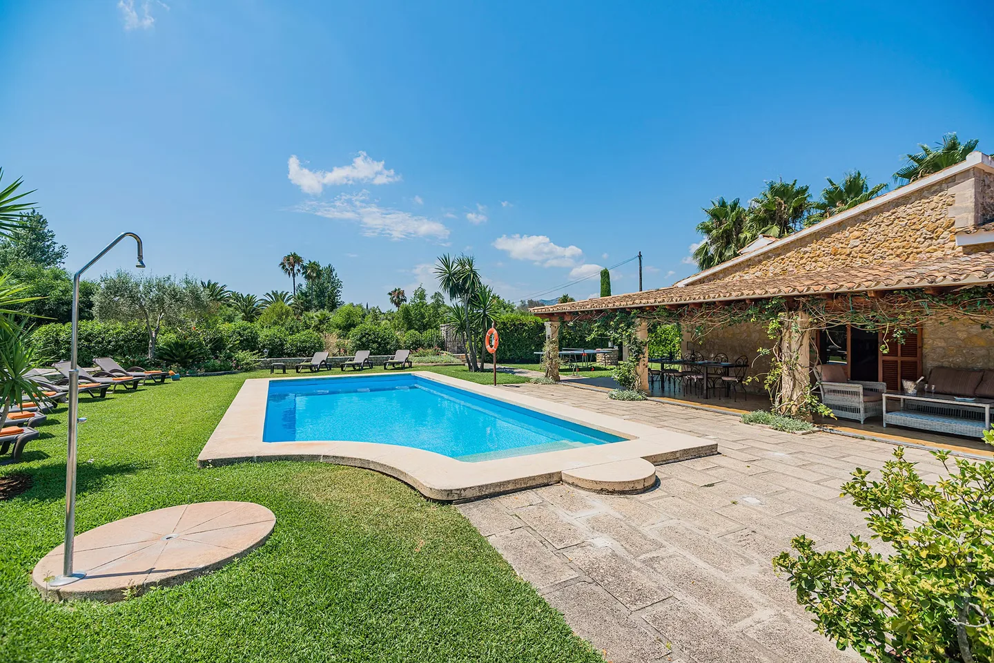 Villa Can Barretas