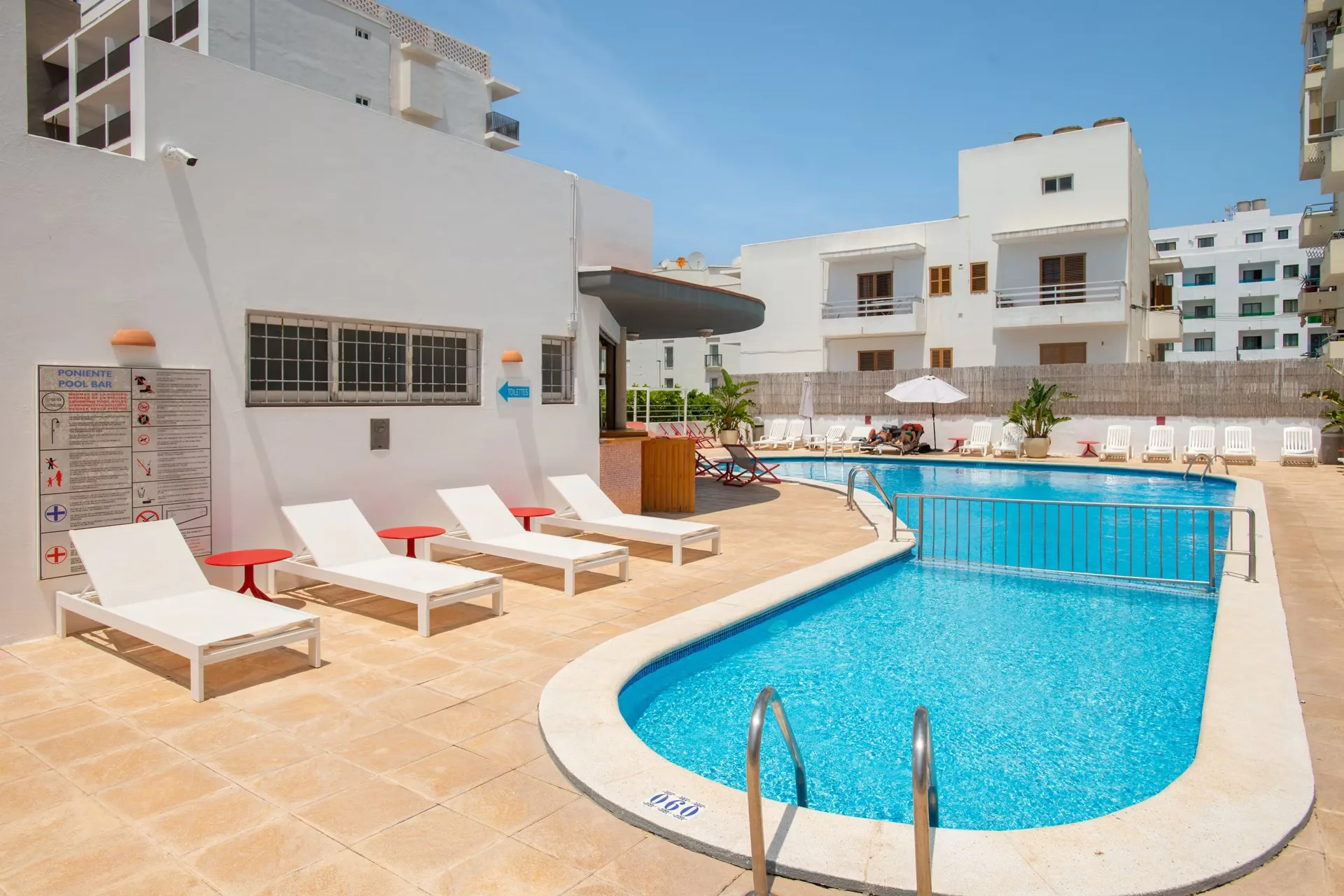 Poniente Playa