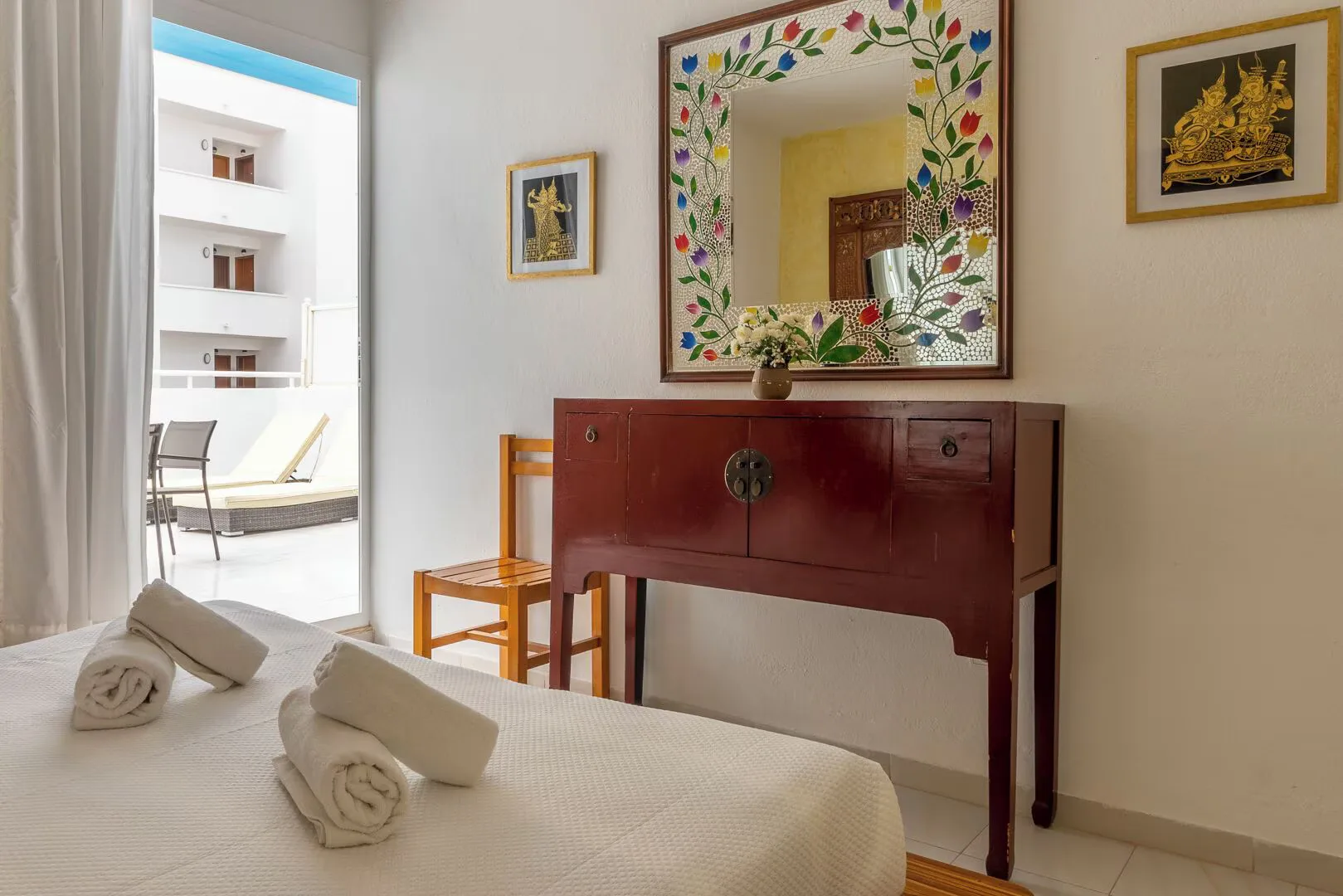 Apartamentos Cel Blau — room
