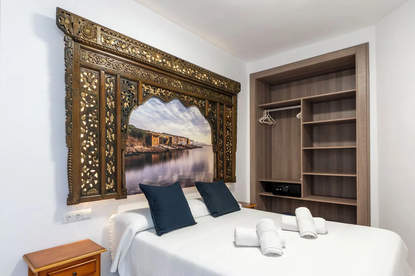 Apartamentos Cel Blau — room