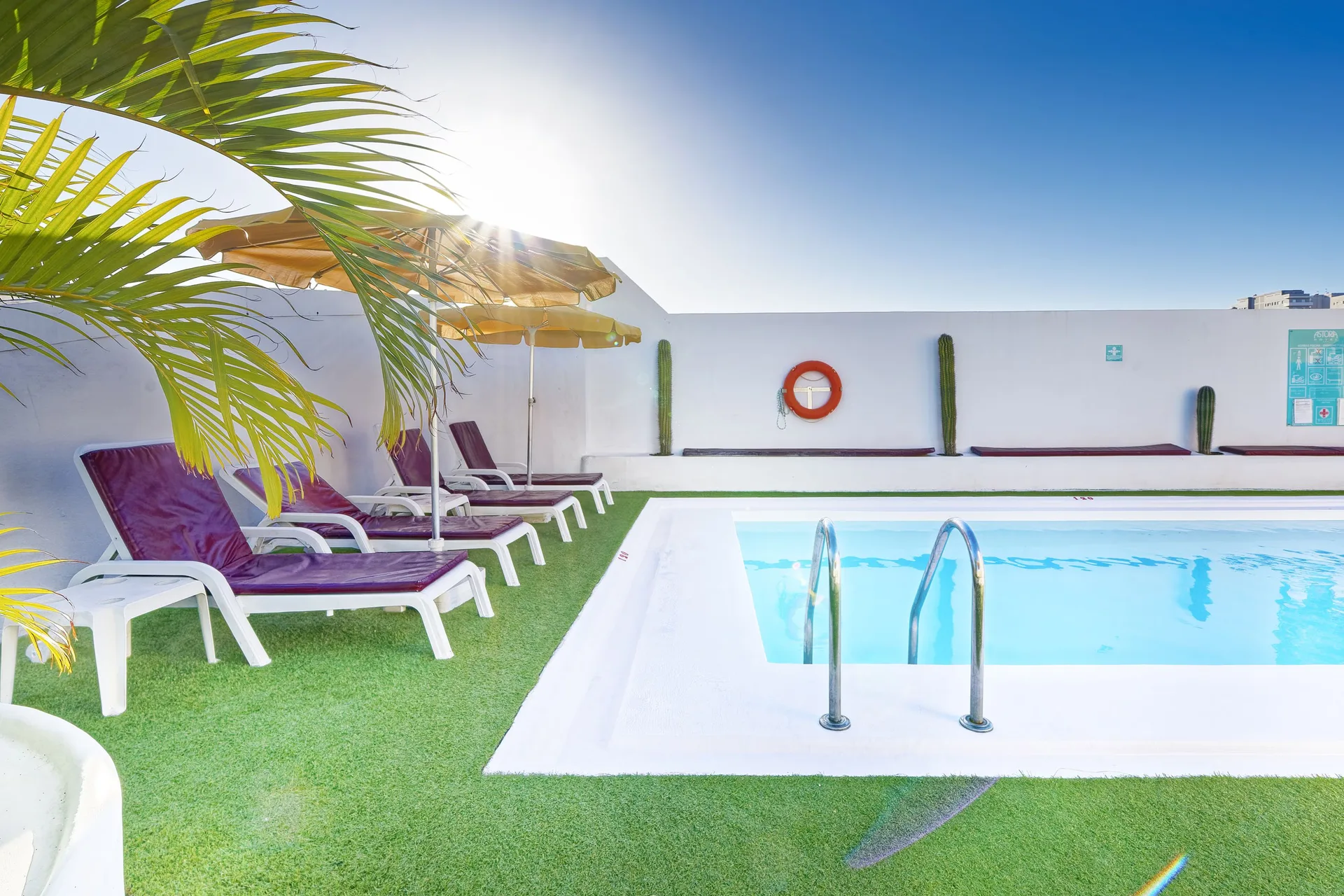 Bull Astoria — pool