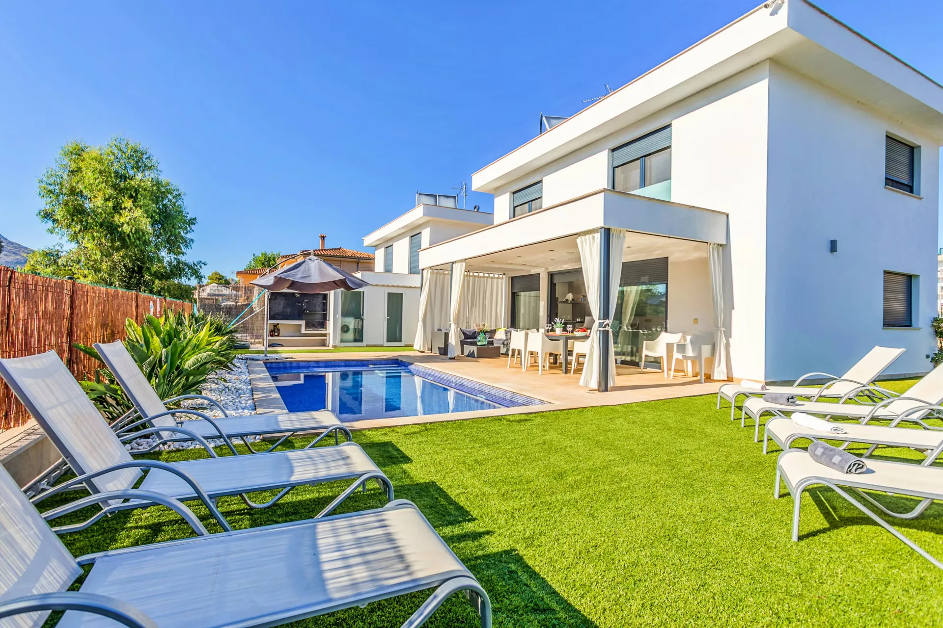Villa Cosins