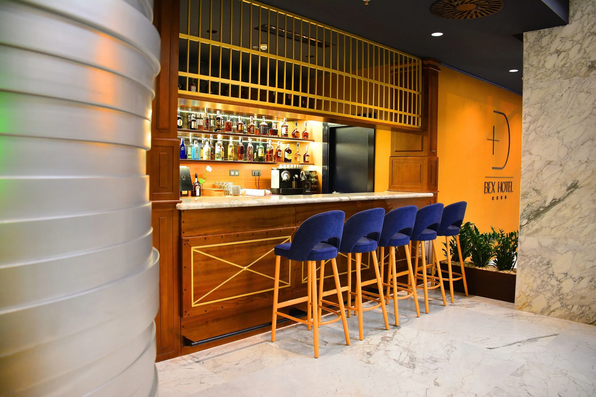 Design Plus Bex Hotel — restaurant