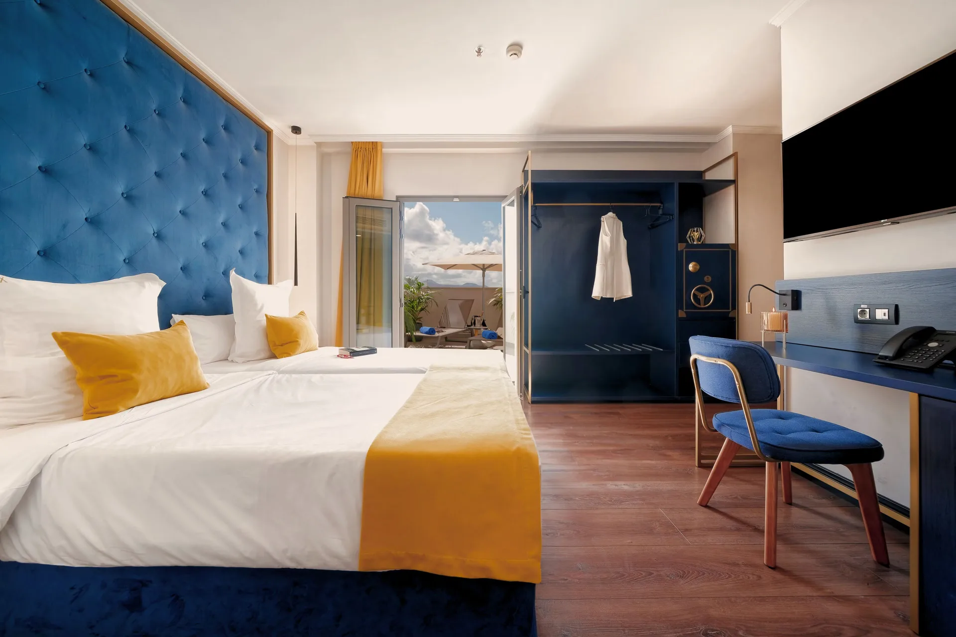 Design Plus Bex Hotel — room