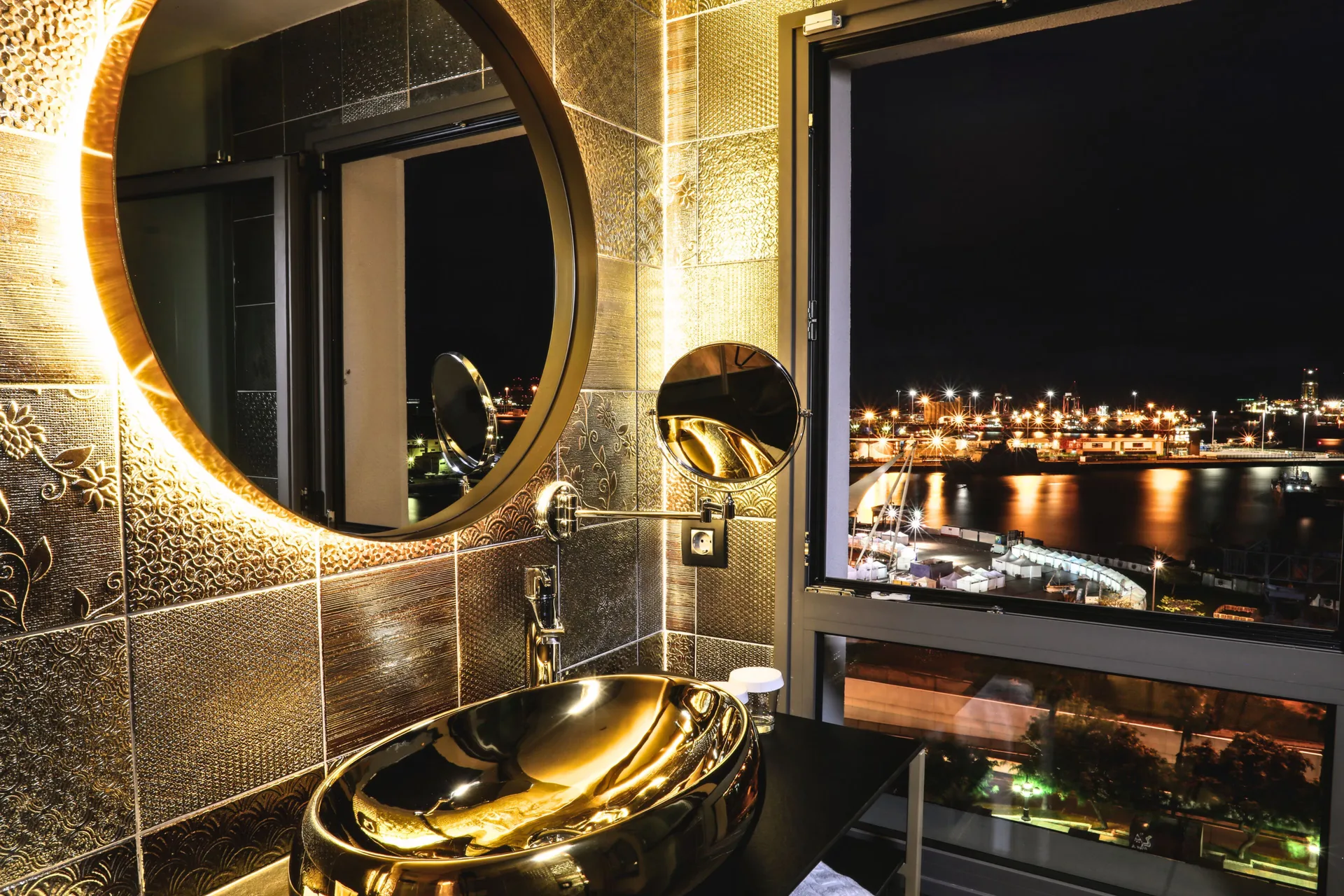 Design Plus Bex Hotel — room