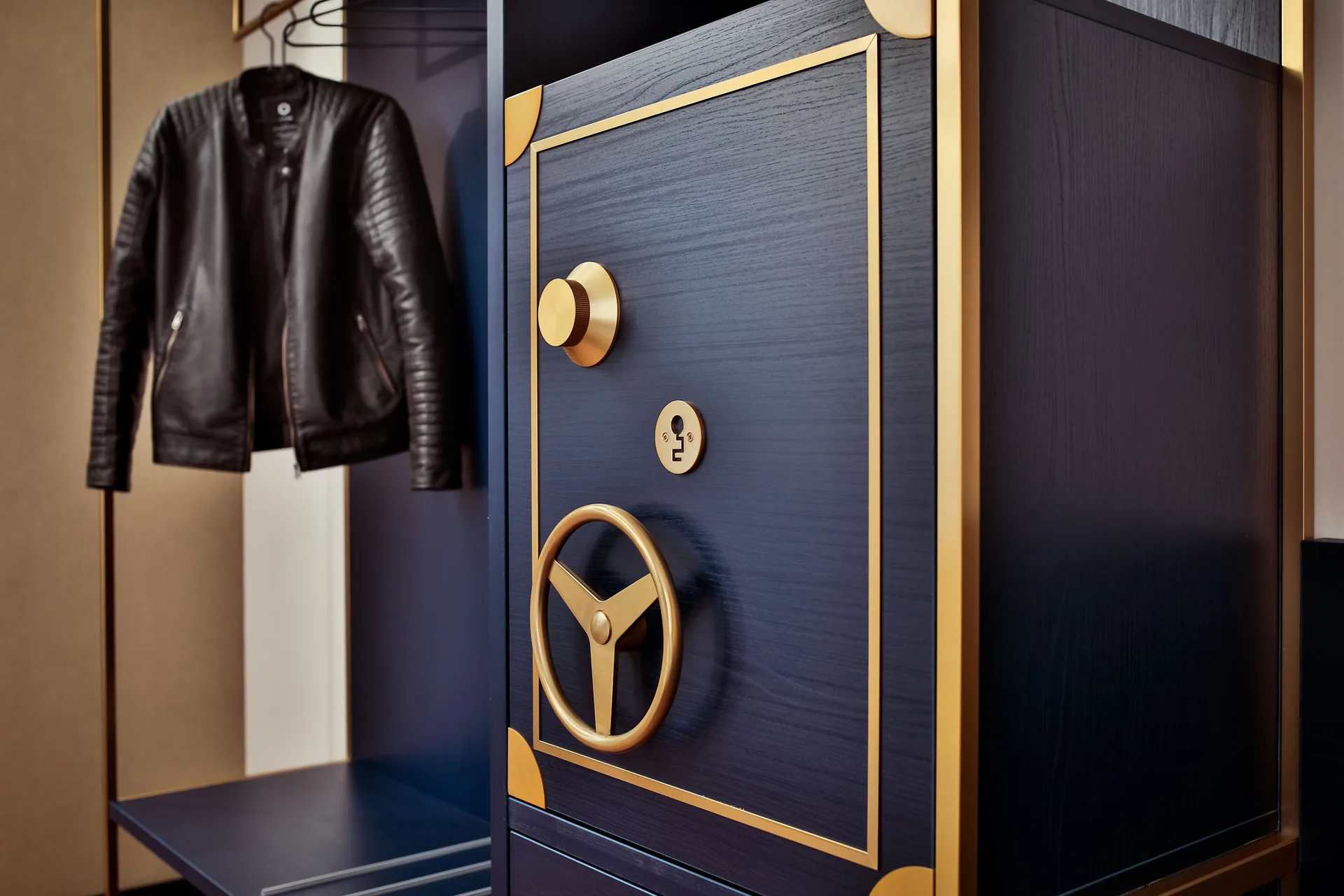 Design Plus Bex Hotel — room