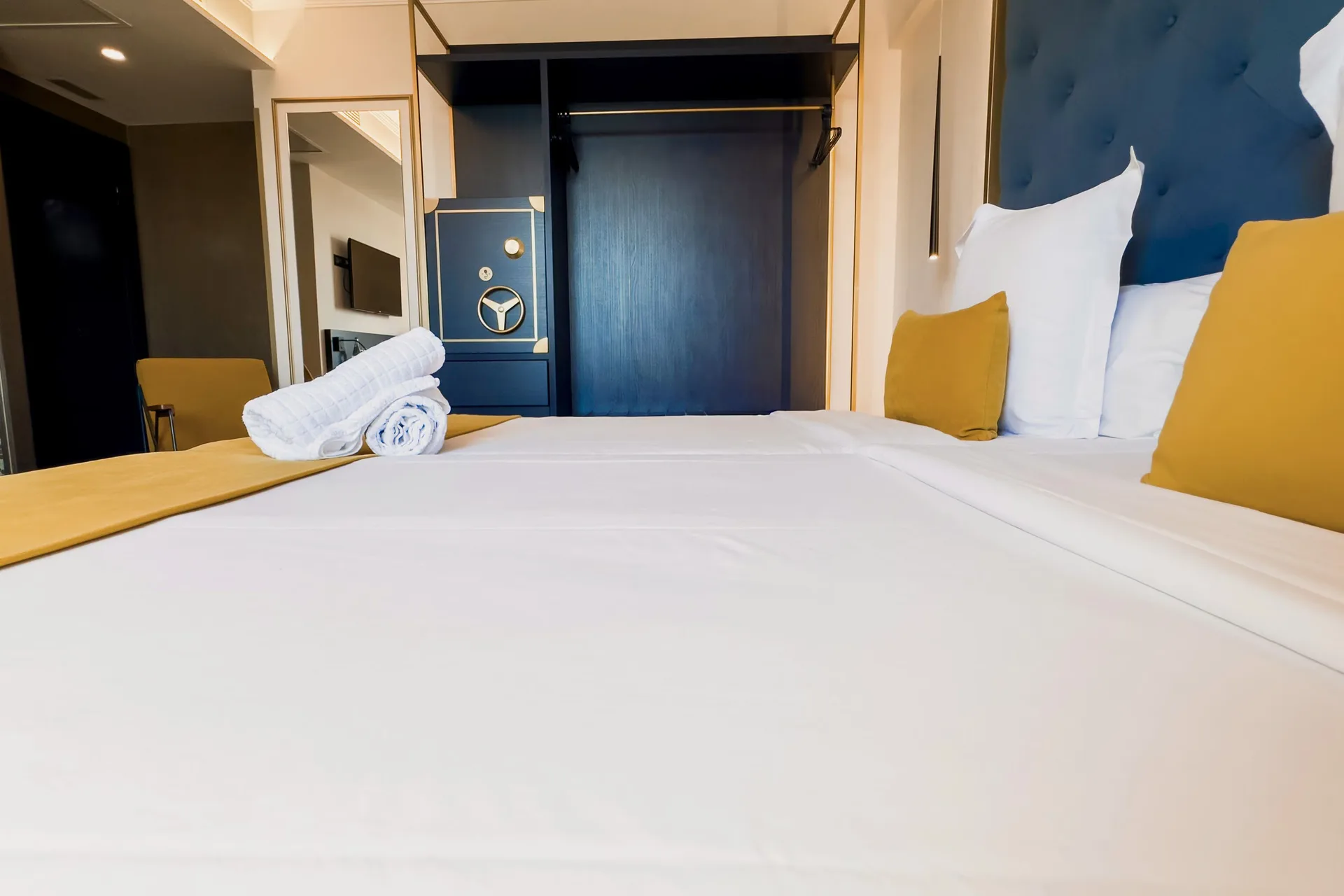 Design Plus Bex Hotel — room