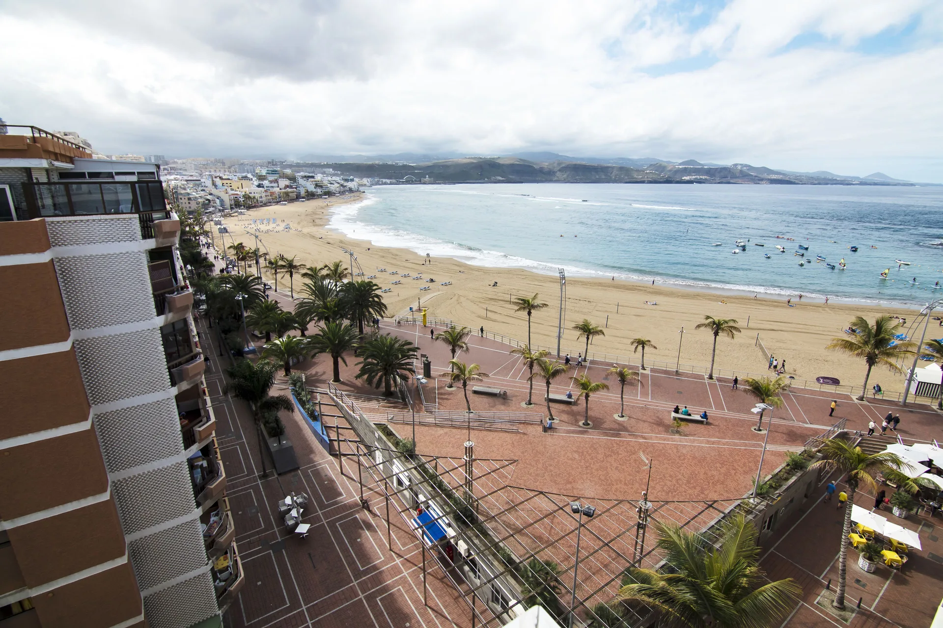 Hotel Aloe Canteras — beach