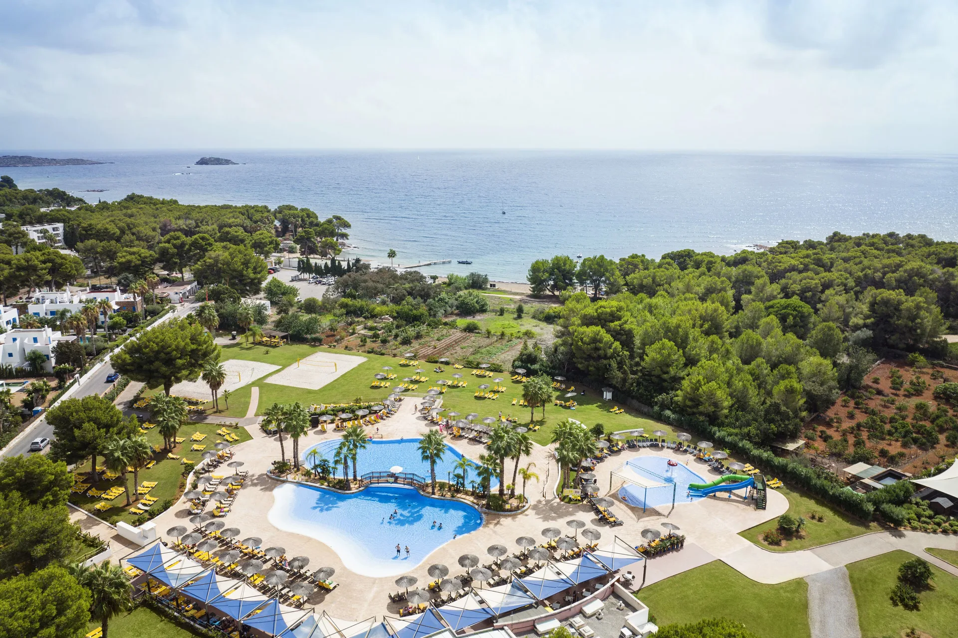 TUI MAGIC LIFE Cala Pada — pool